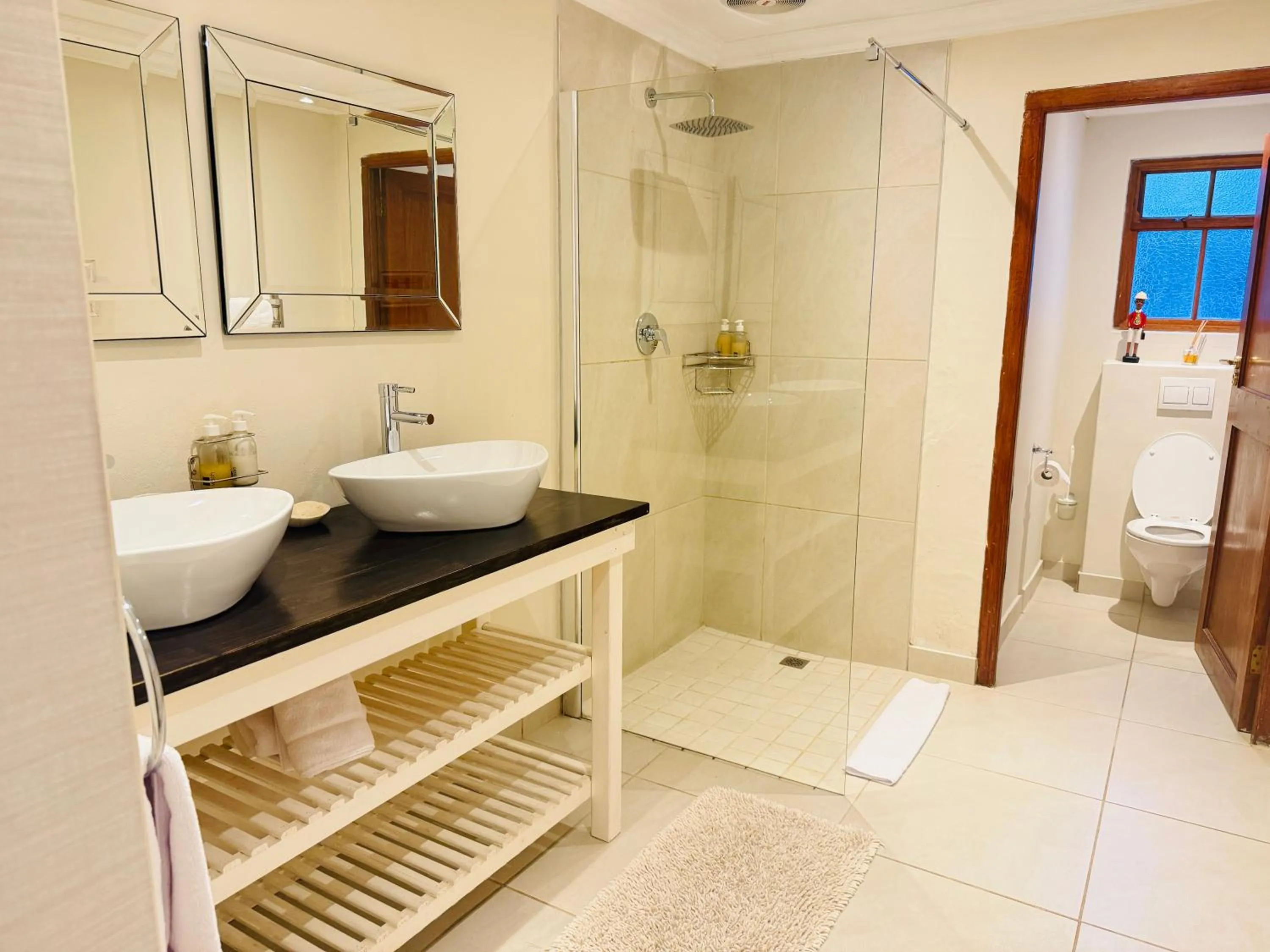 Shower in Residence Vive la Vie