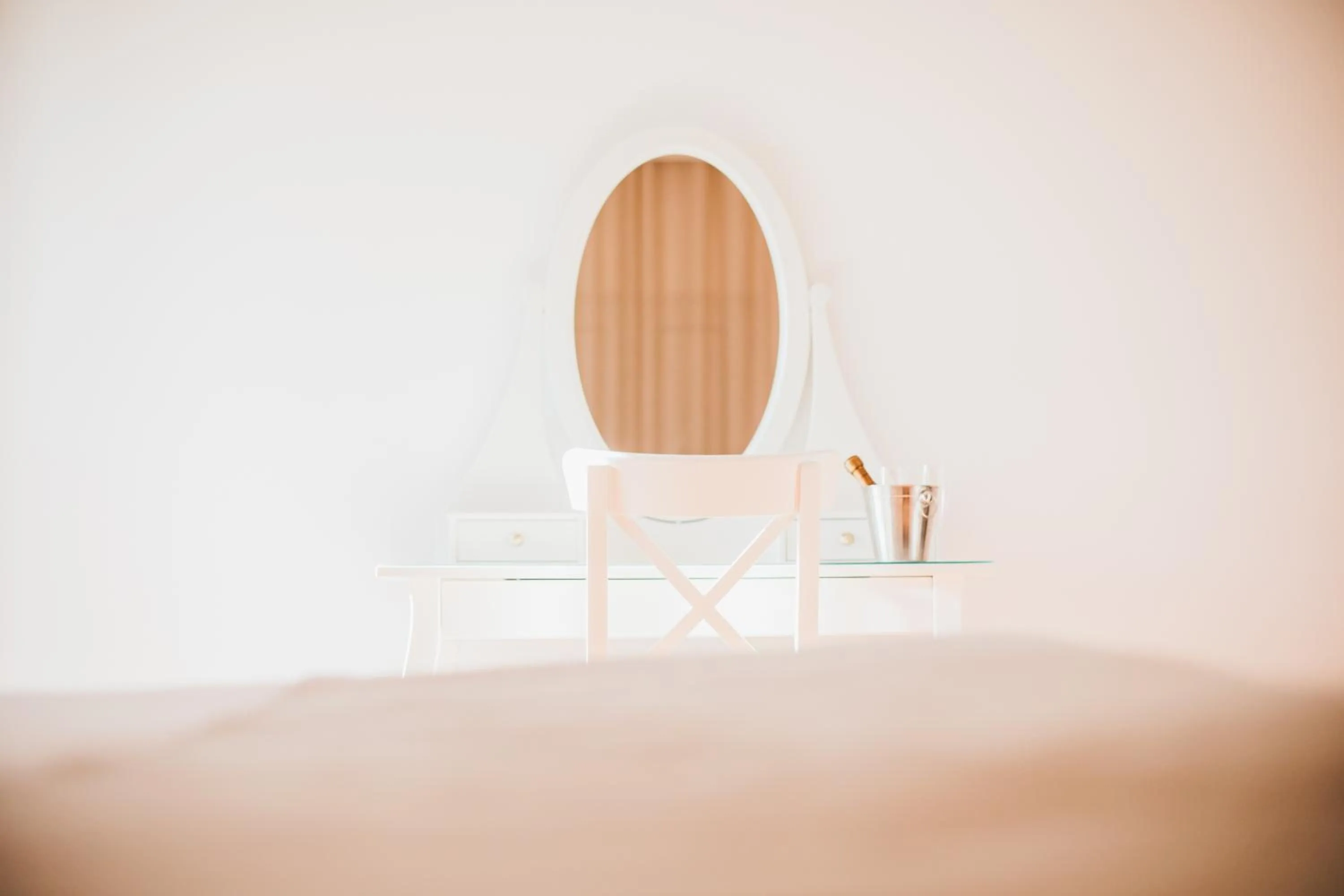 Decorative detail, Bed in Puzzle Suites B&B