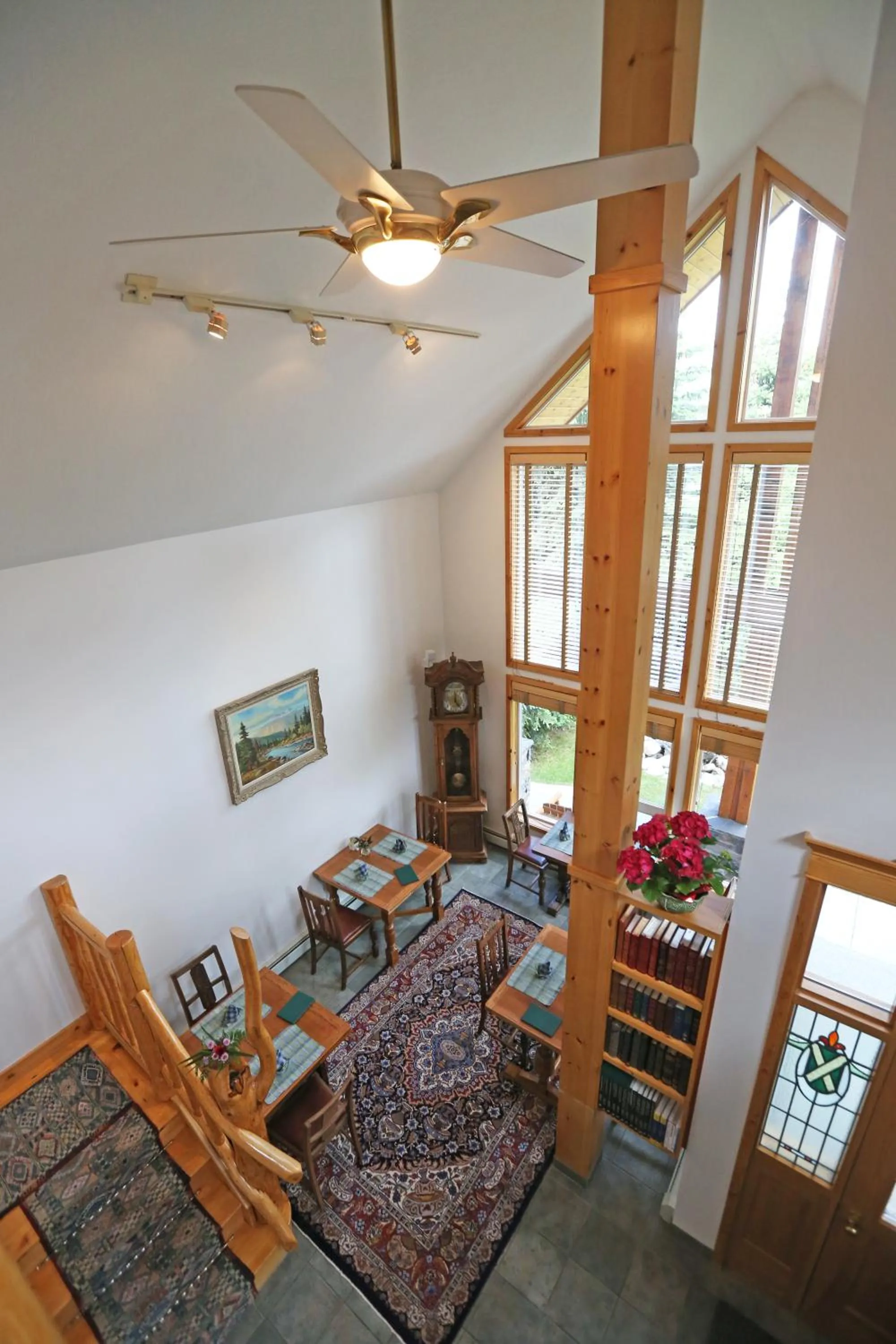 Restaurant/places to eat in Beaujolais Boutique B&B at Thea's House- Adults Only