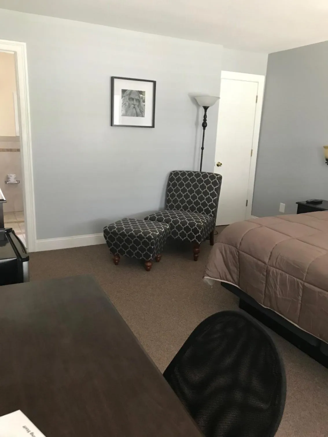 Photo of the whole room, Bed in The Sunview Motel