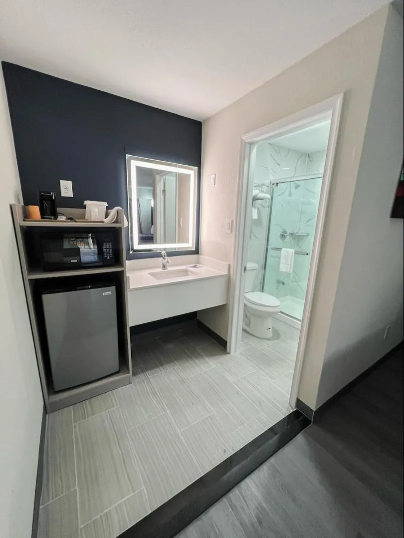 Travel Inn New Castle Airport