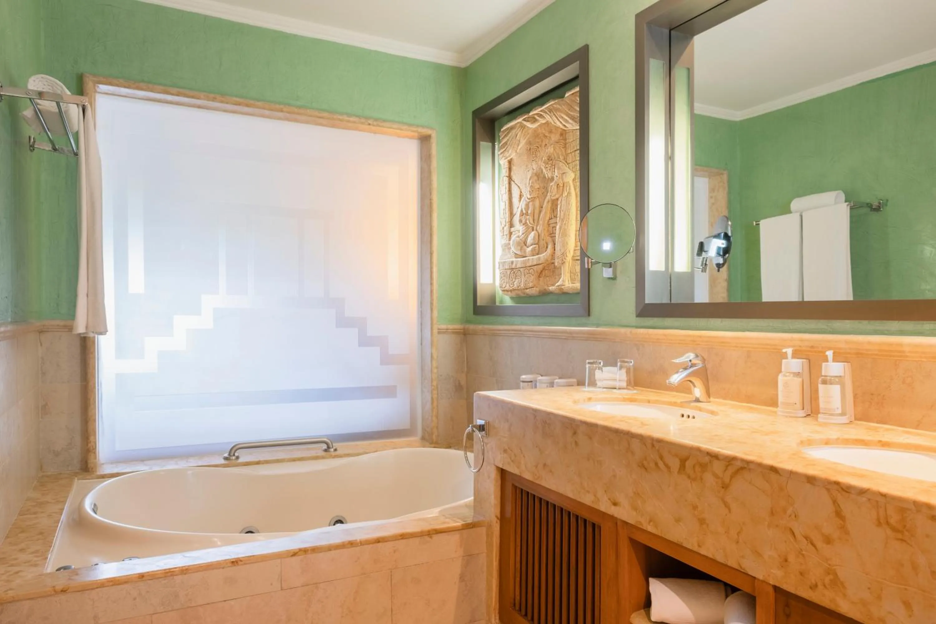 Bathroom in Iberostar Selection Paraíso Maya - All Inclusive