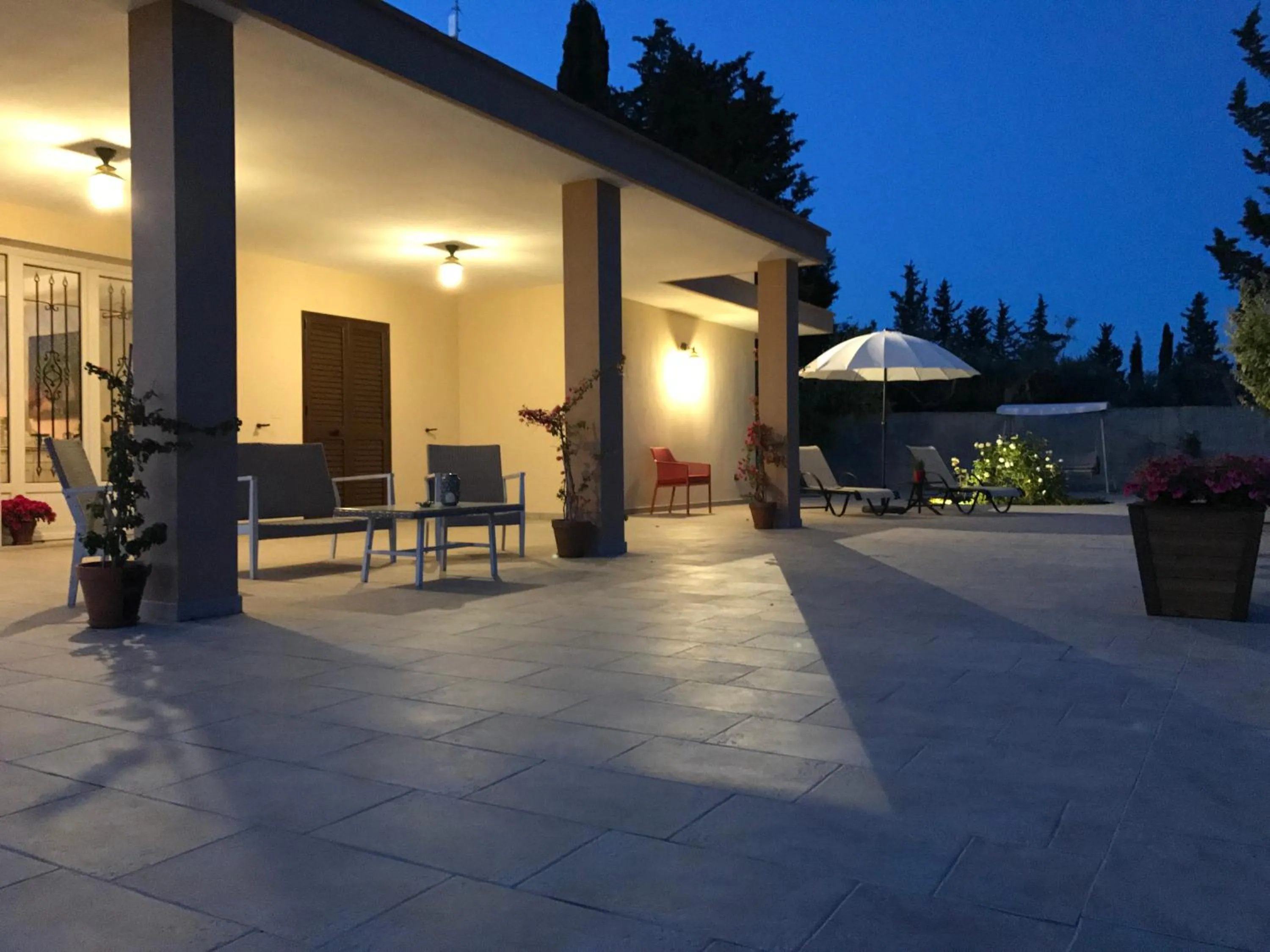Patio in B&B Villa Jonica