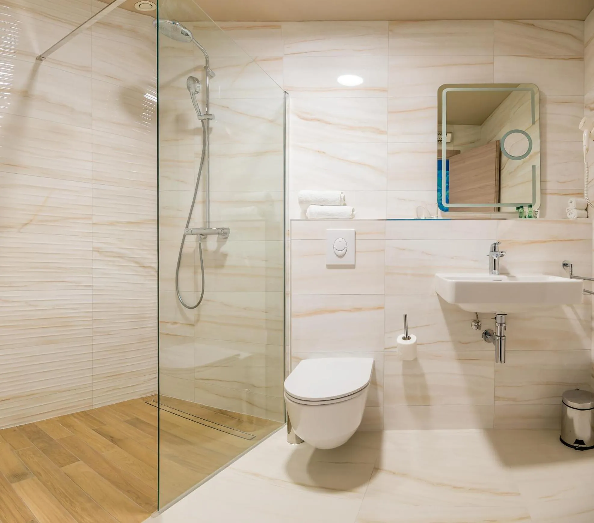 Shower in Priska Med Luxury Rooms