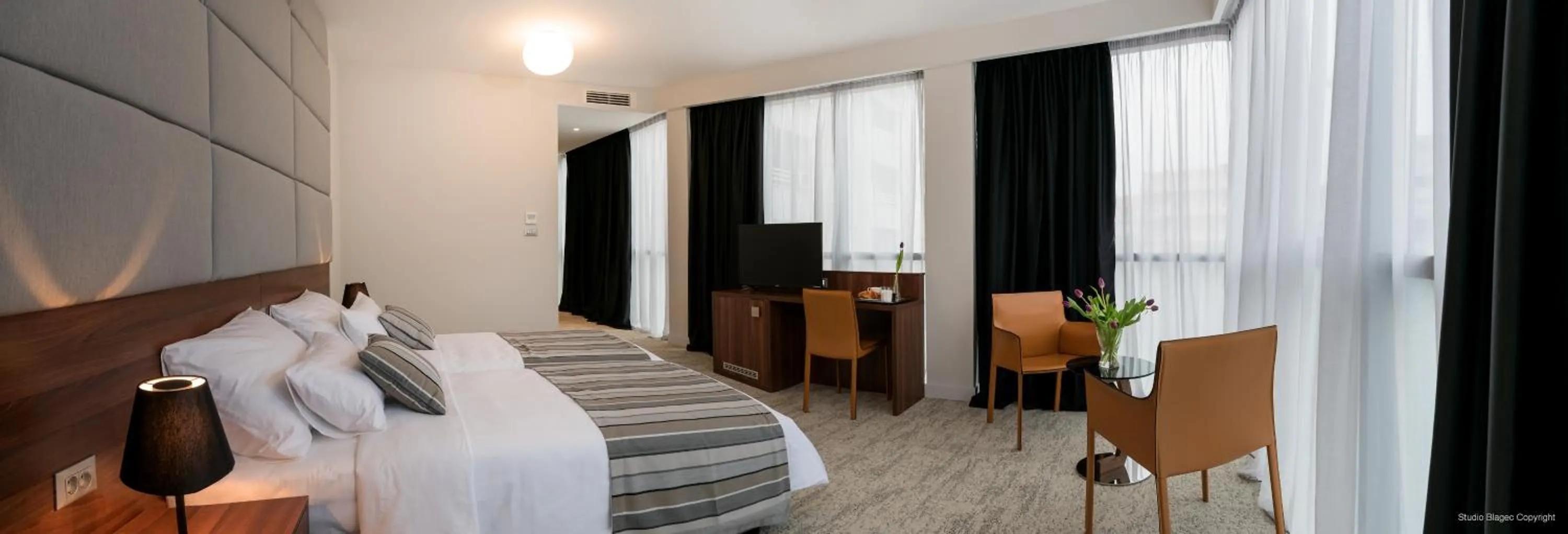 Photo of the whole room, Bed in Priska Med Luxury Rooms