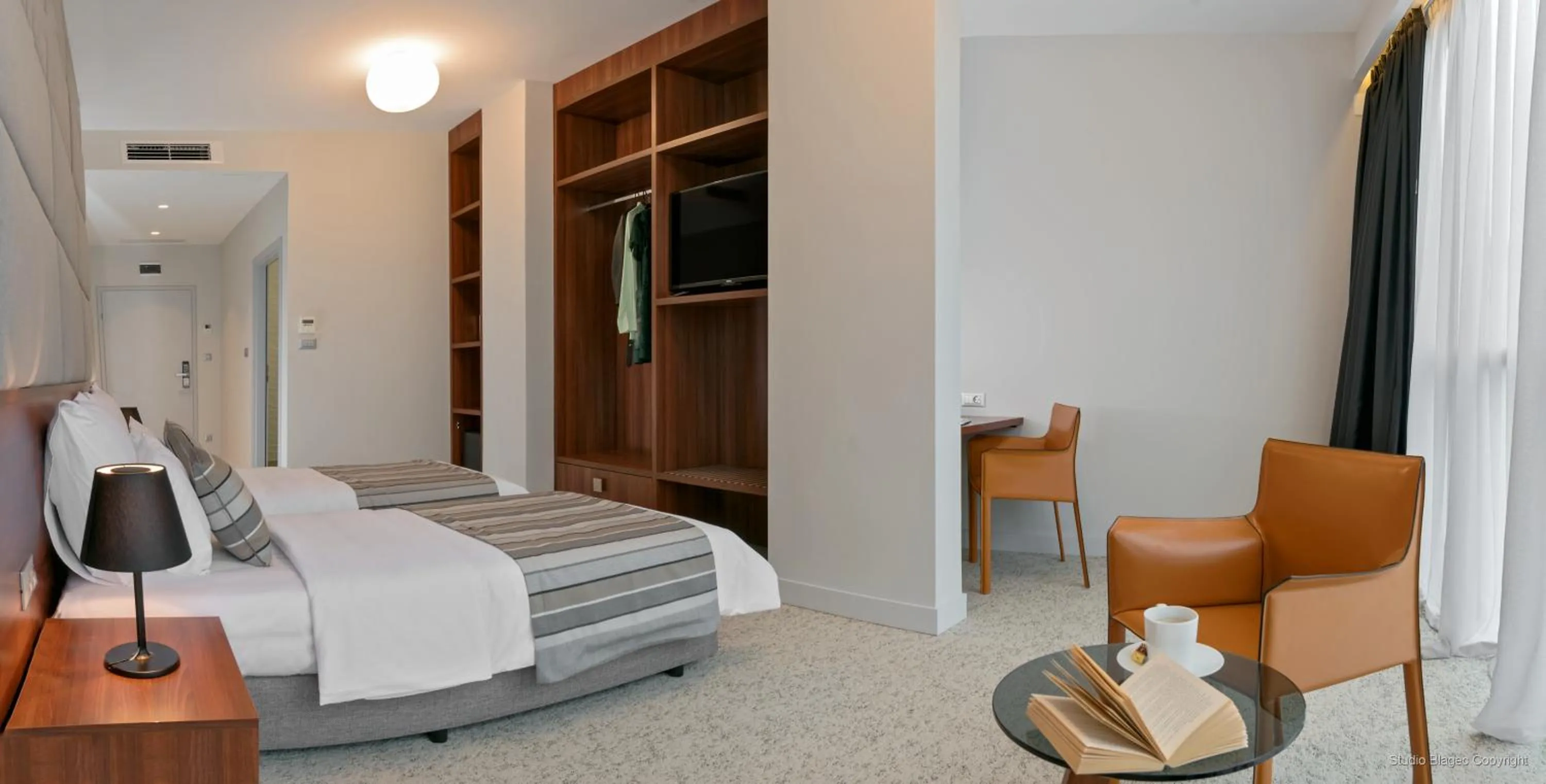 Photo of the whole room, Bed in Priska Med Luxury Rooms