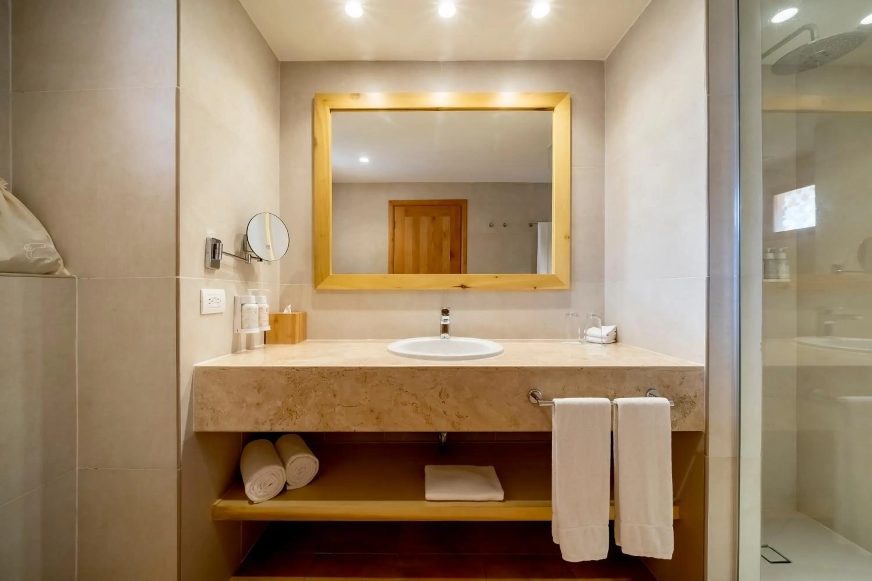 Shower in Iberostar Selection Paraíso Lindo - All Inclusive