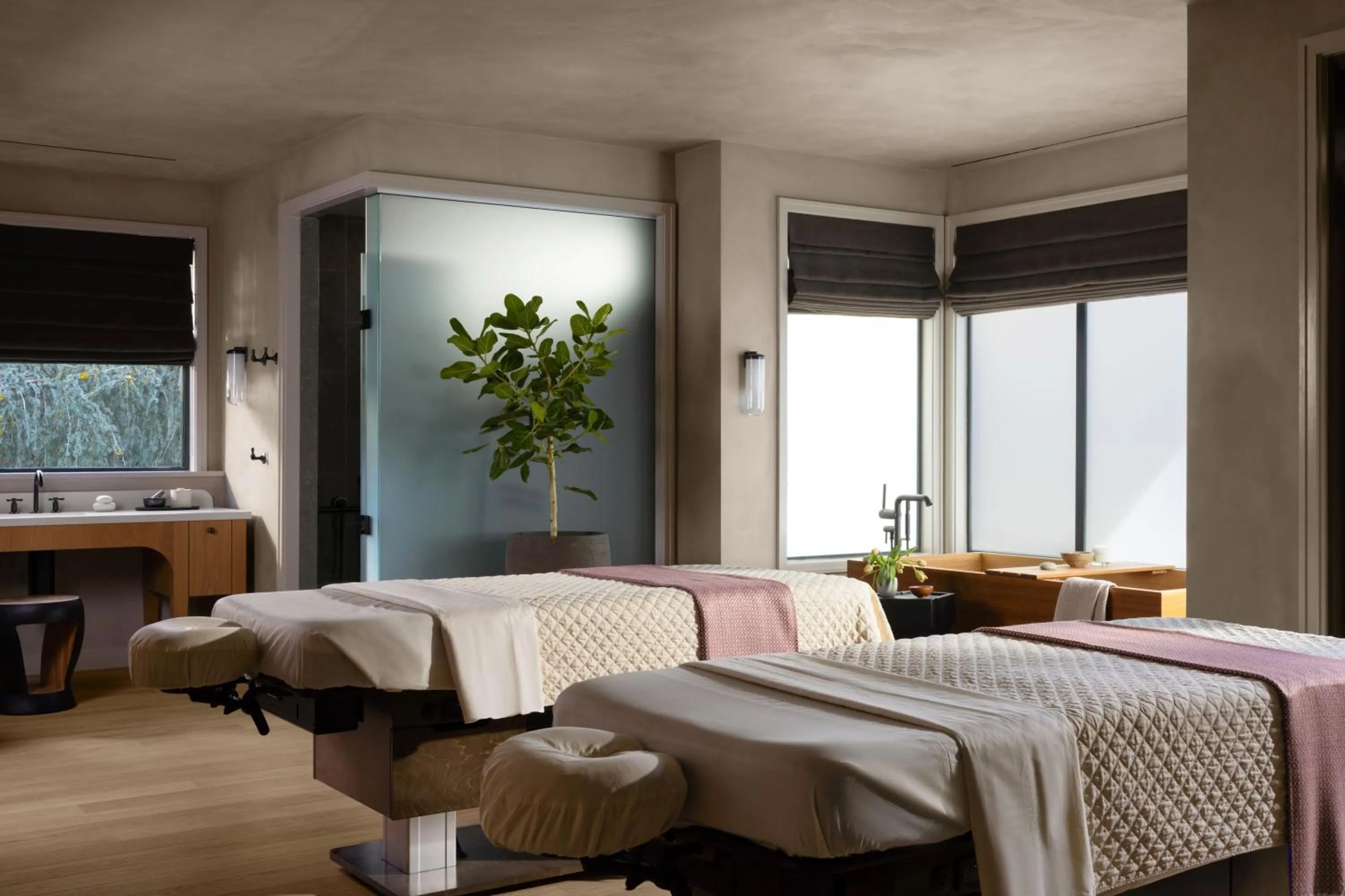 Spa and wellness centre/facilities in Rosewood Sand Hill