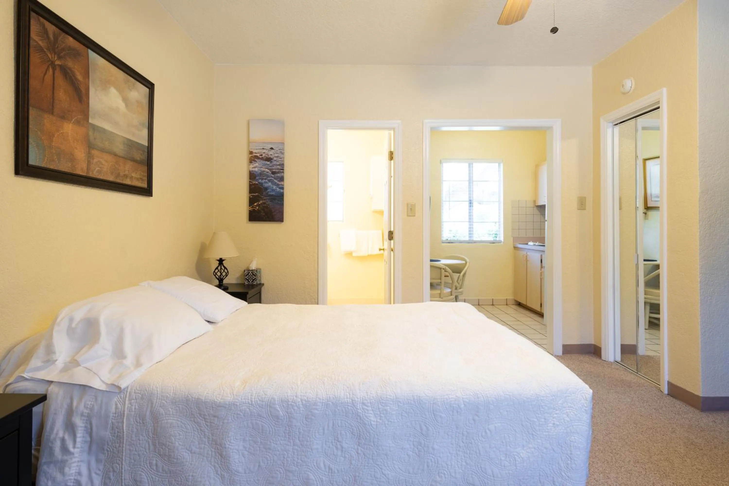 Photo of the whole room, Bed in Mar Bay Exclusive Suites