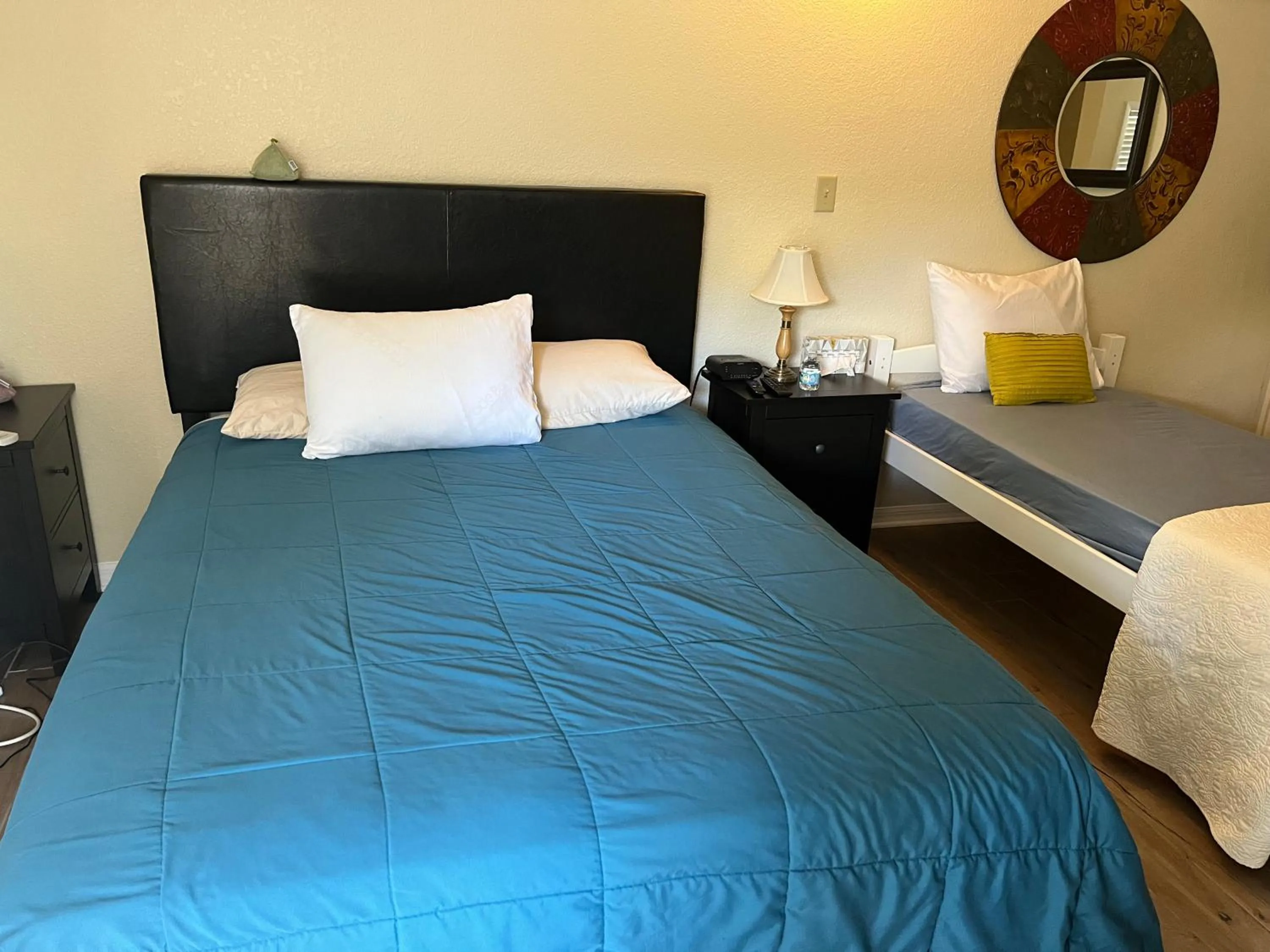 Bedroom, Bed in Mar Bay Exclusive Suites