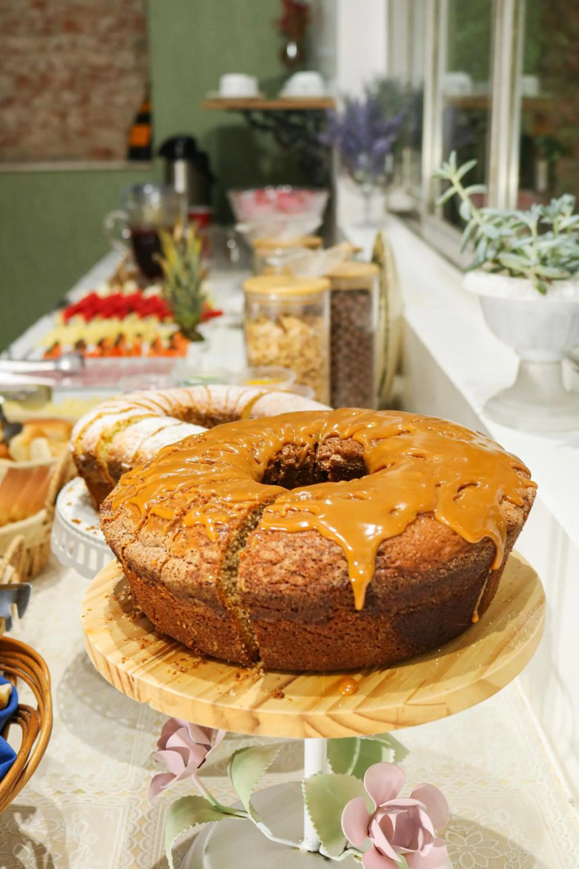 Buffet breakfast in Pousada dos Franceses