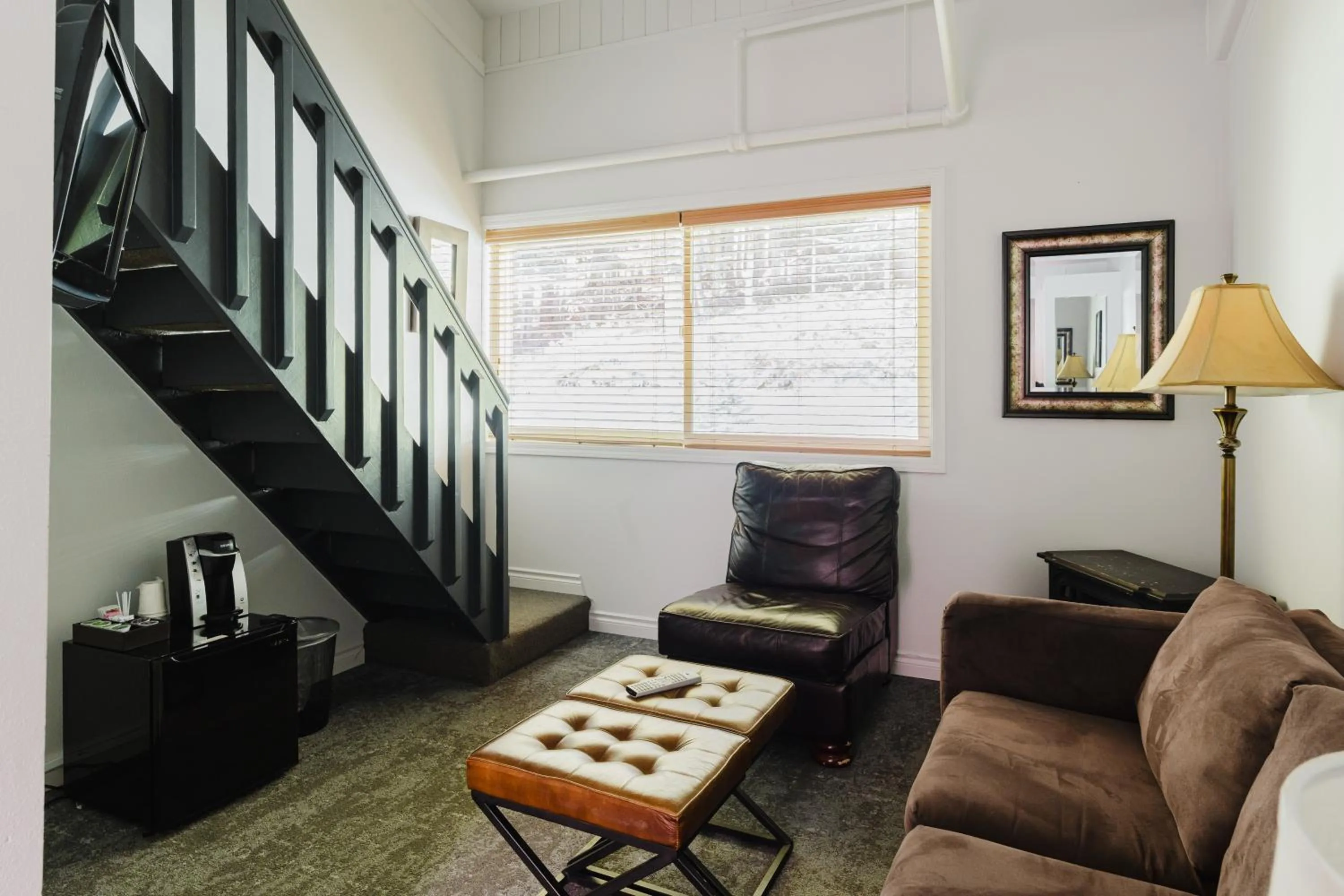Living room in Crystal Mountain Hotels