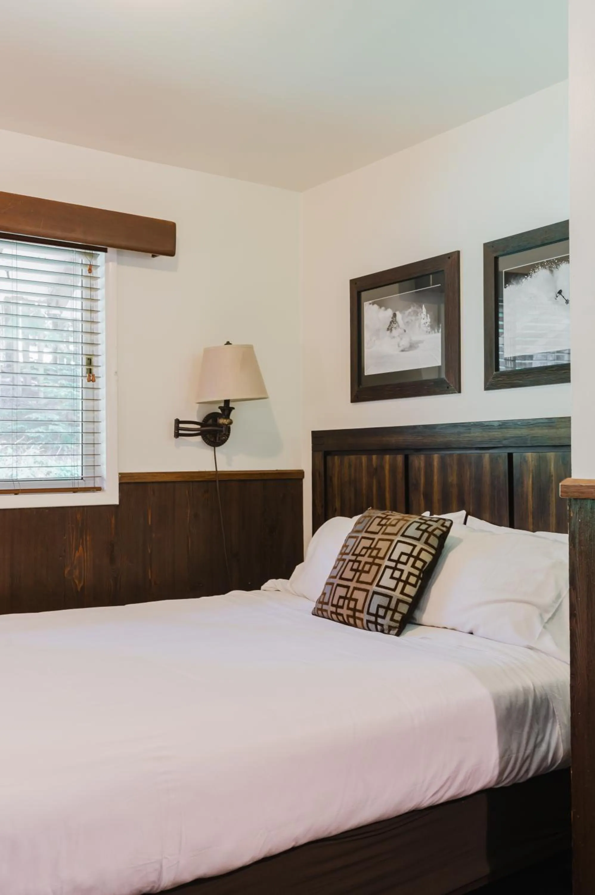 Bed in Crystal Mountain Hotels