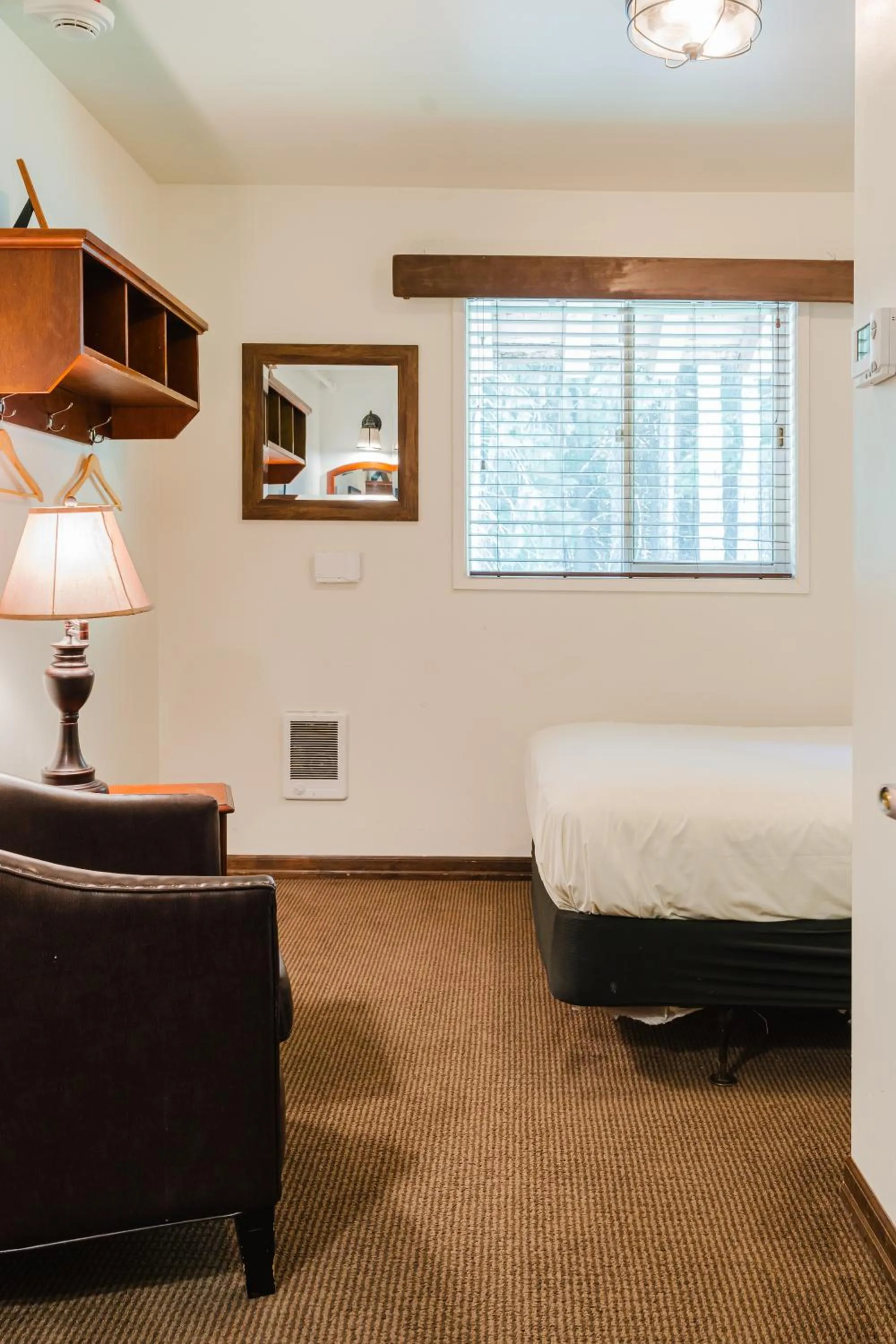 Bathroom, Bed in Crystal Mountain Hotels