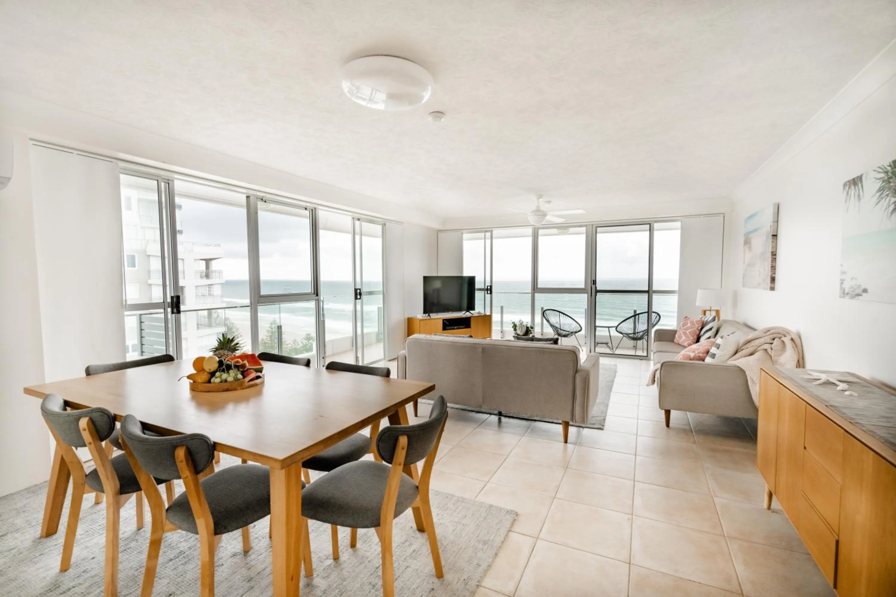 Living room in Cashelmara Beachfront Apartments
