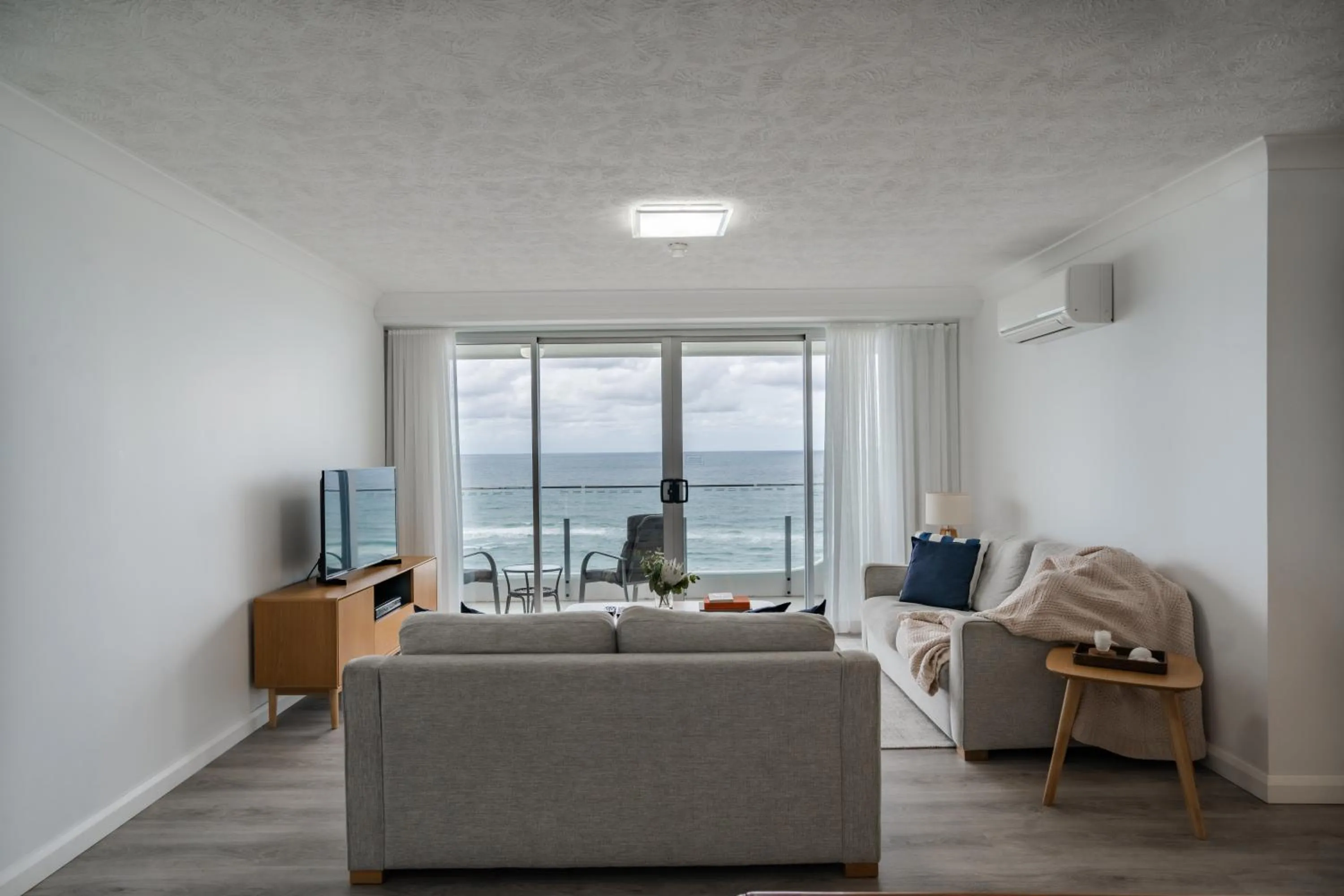 Living room in Cashelmara Beachfront Apartments
