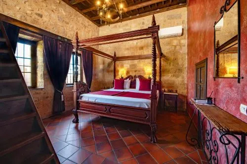 S.Nikolis' Historic Boutique Hotel