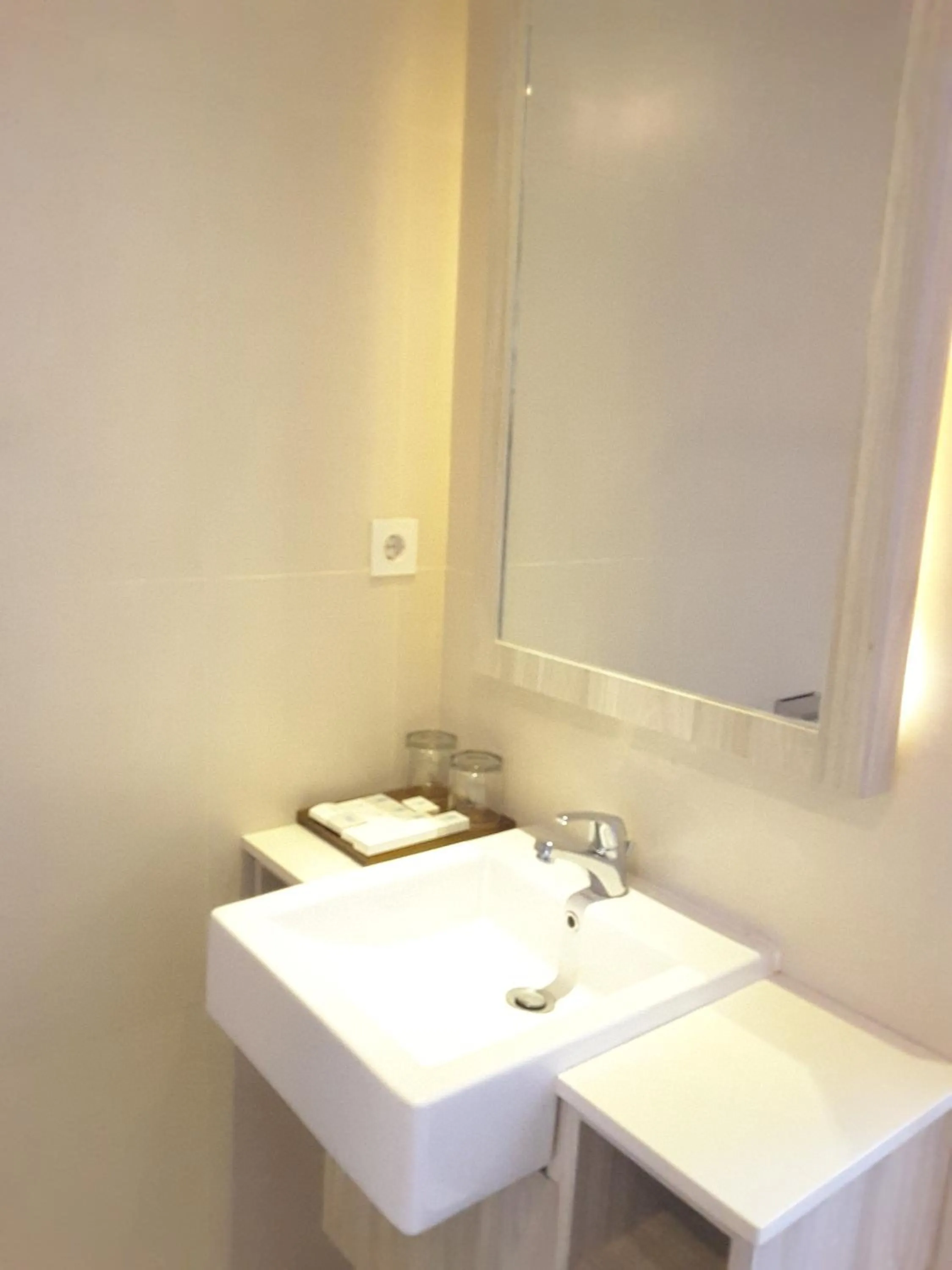 Bathroom in Front One Akshaya Hotel Karawang