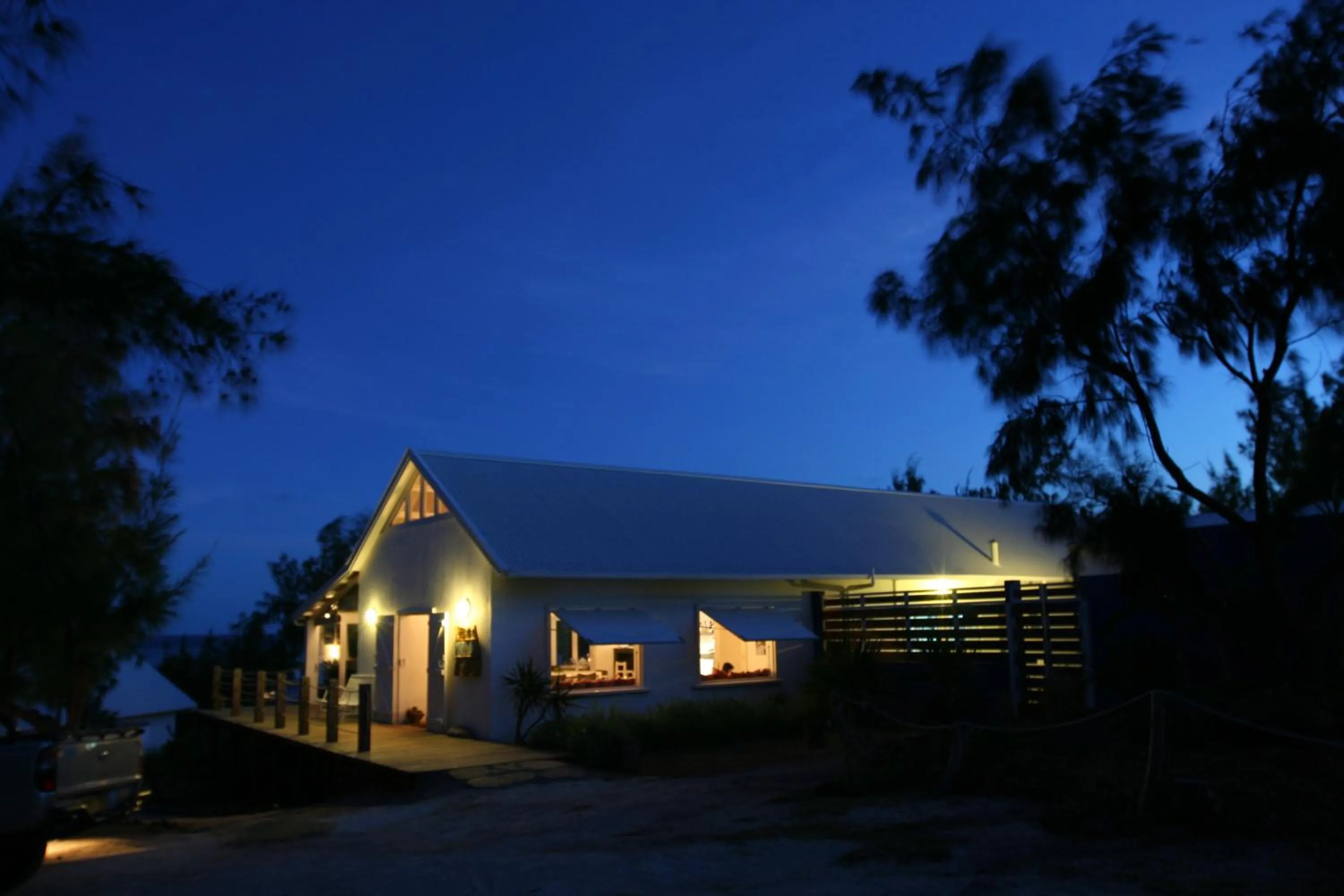 Facade/entrance in Bakwa Lodge