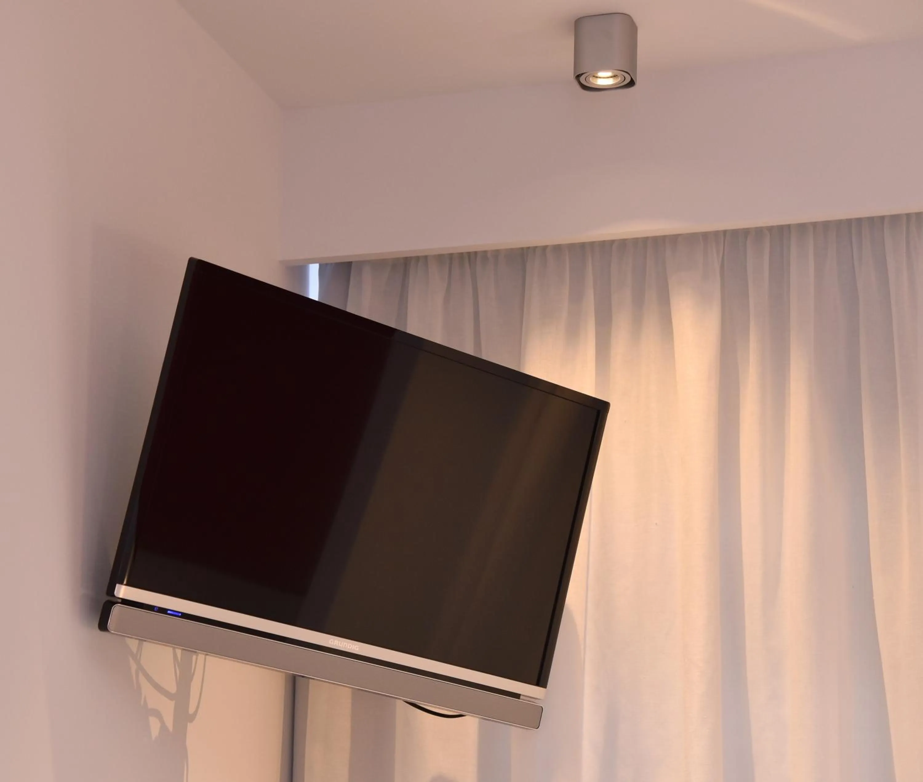 TV and multimedia in Hotel Julimar