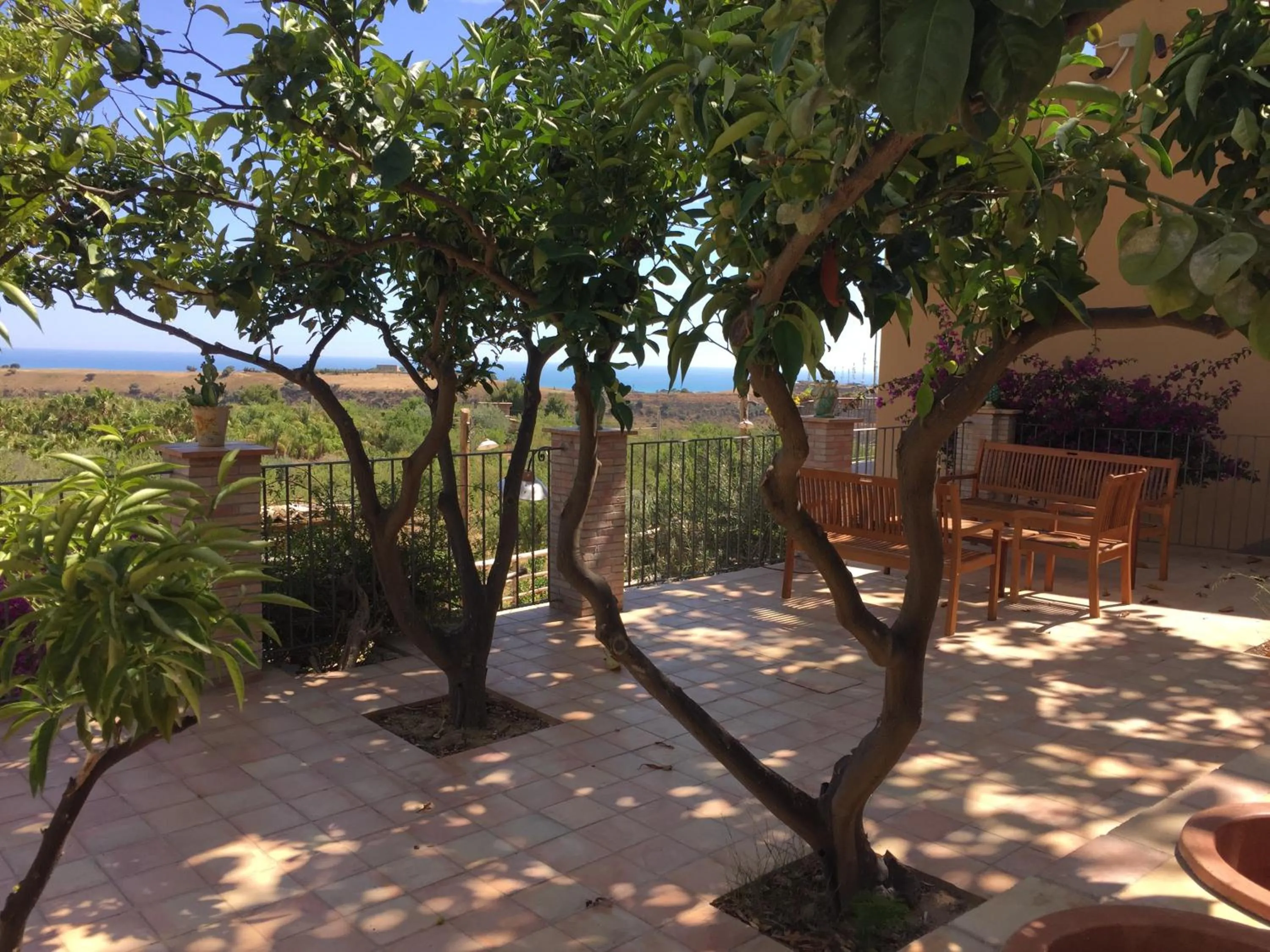 Garden view in Parco dei Templi