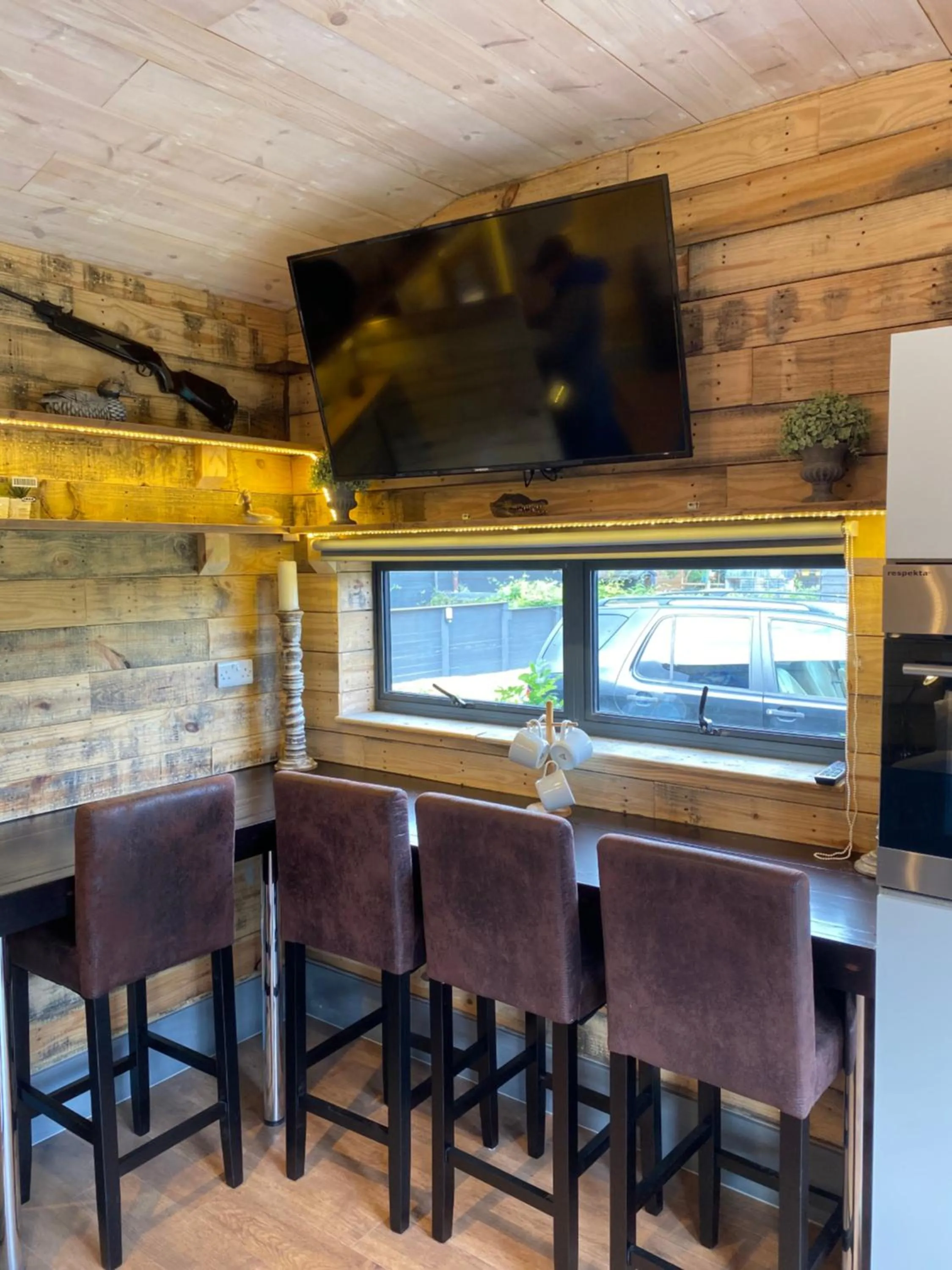 Photo of the whole room in Windsor Studio East