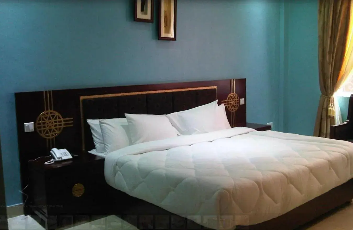 King Suite in Imperial Golf View Hotel King Suite in Imperial Golf View Hotel