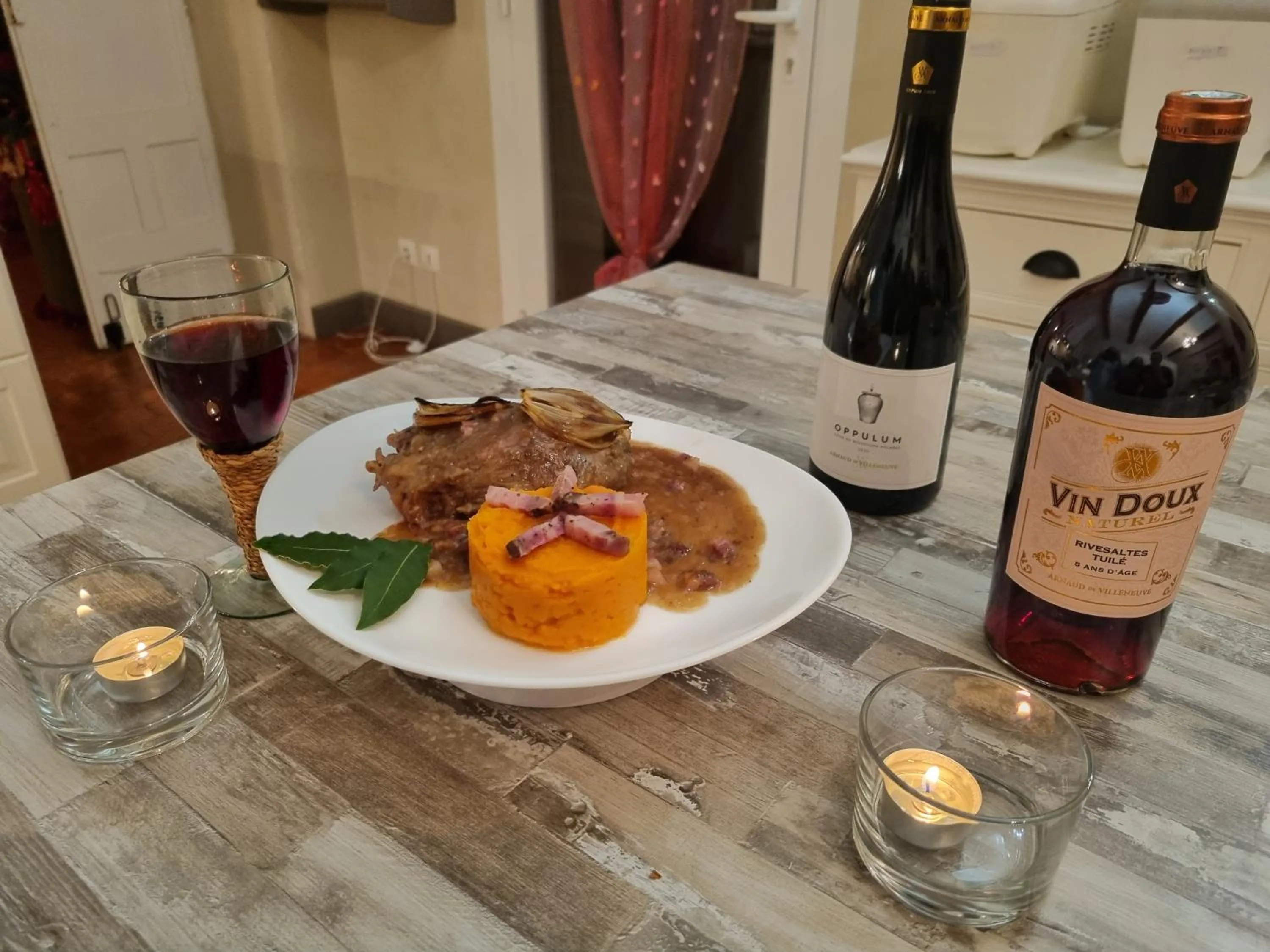 Food and drinks in La Tour Du Terroir