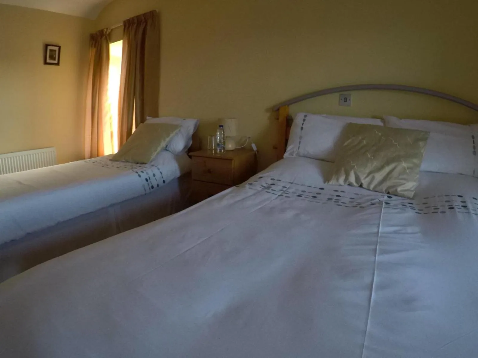 Bed in The Seaview Tavern