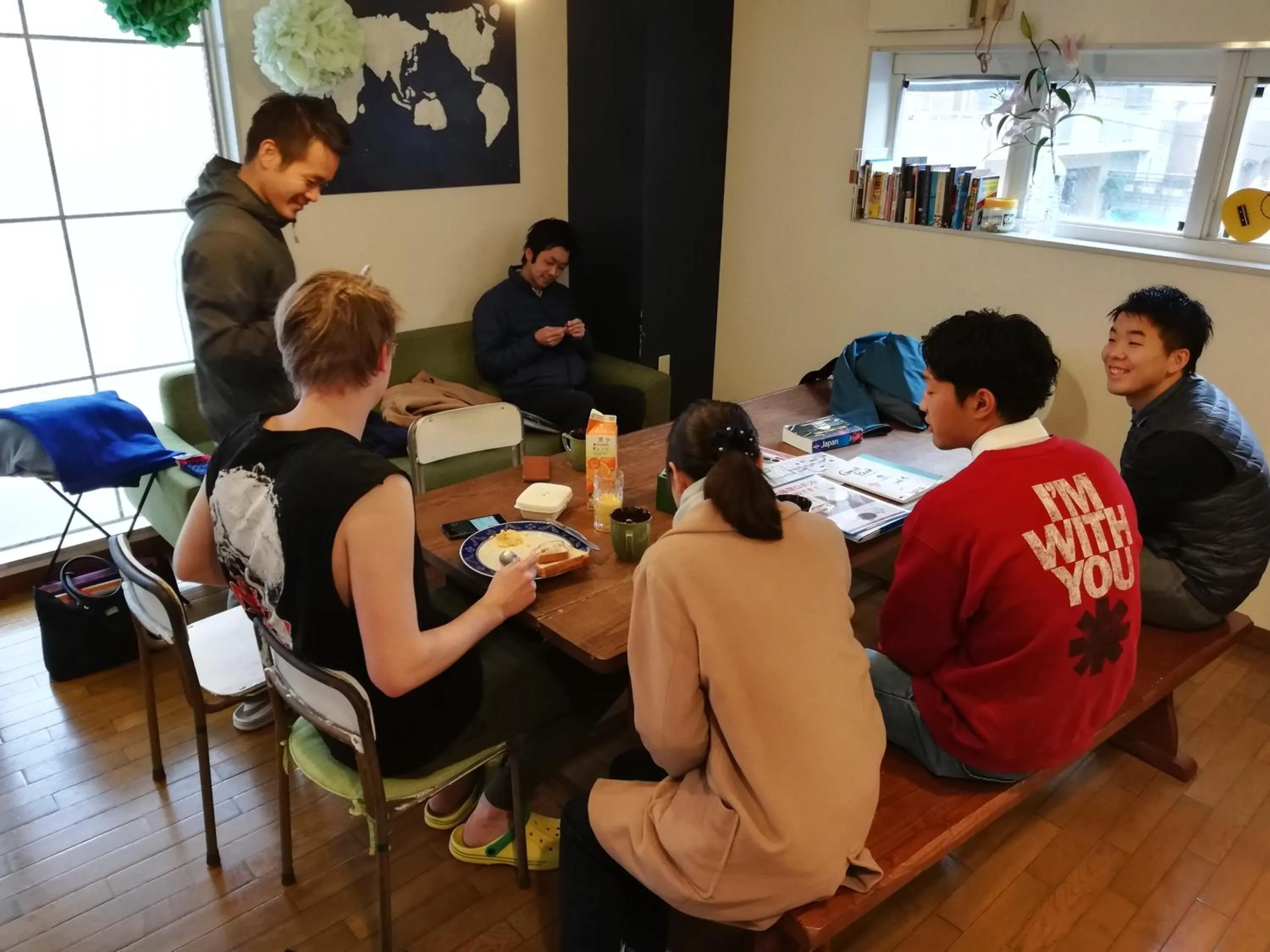 Living room in The Evergreen Hostel 長期ステイ歓迎 エバーグリーンホステル