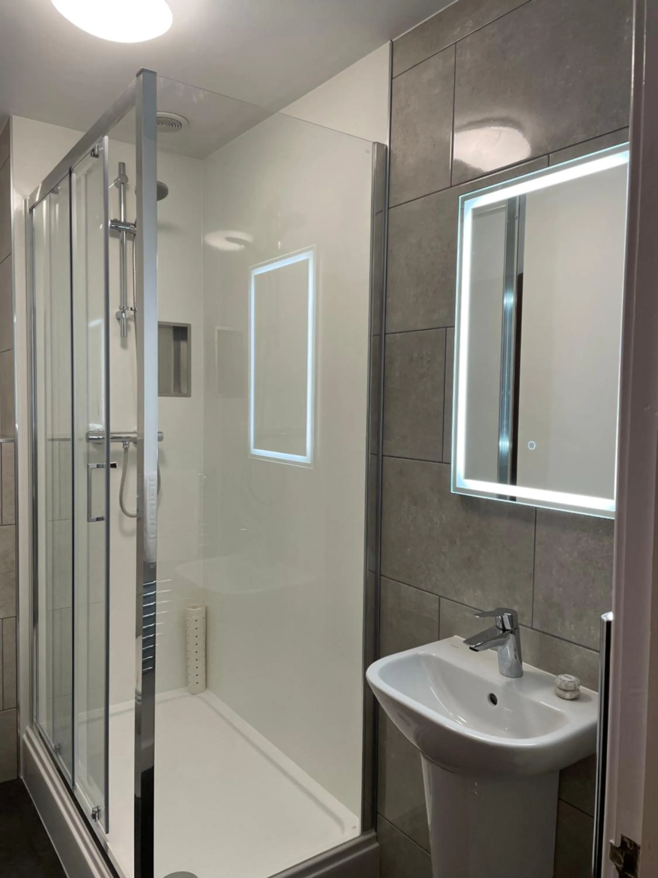 Property building in The Old Pound Inn