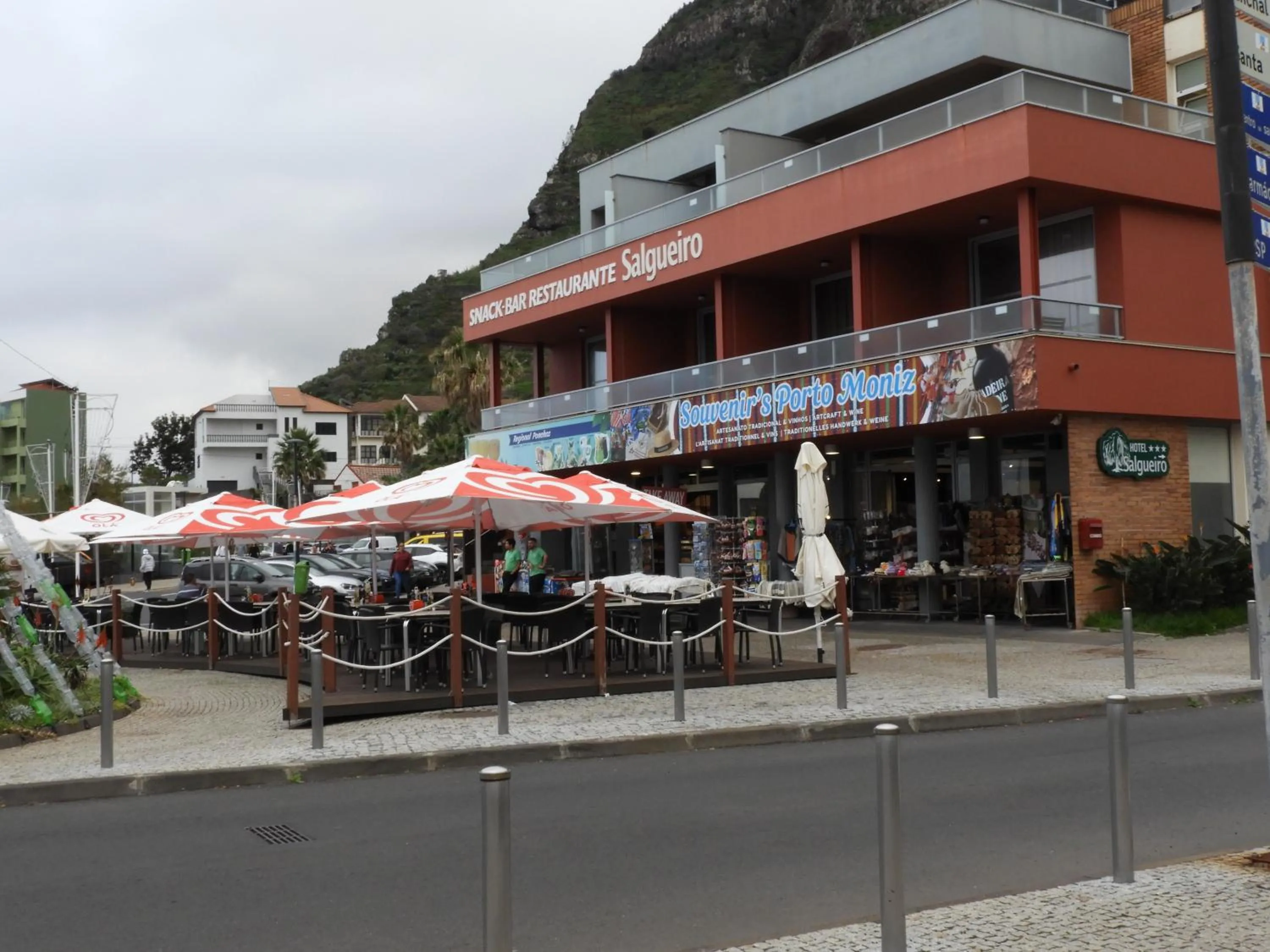 Property building in Hotel Salgueiro