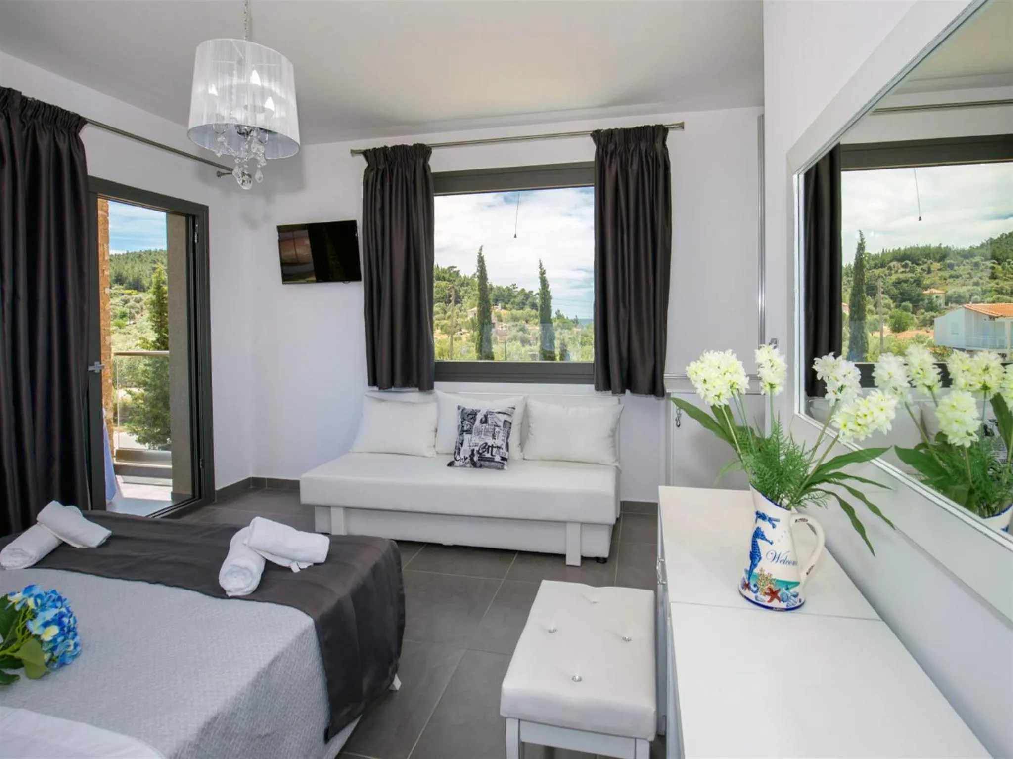 Street view, Bed in Astris Sun Hotel