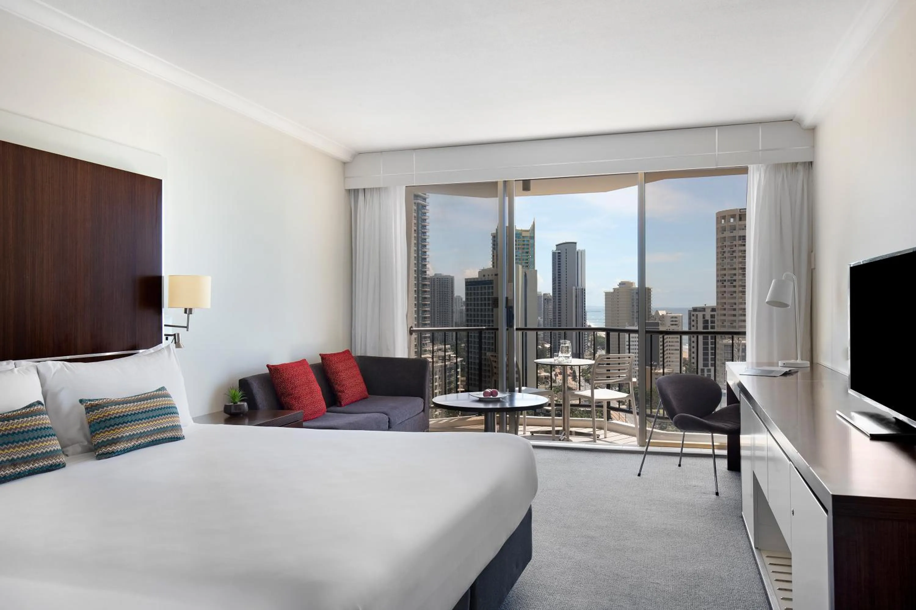 Balcony/Terrace, Bed in Mantra on View