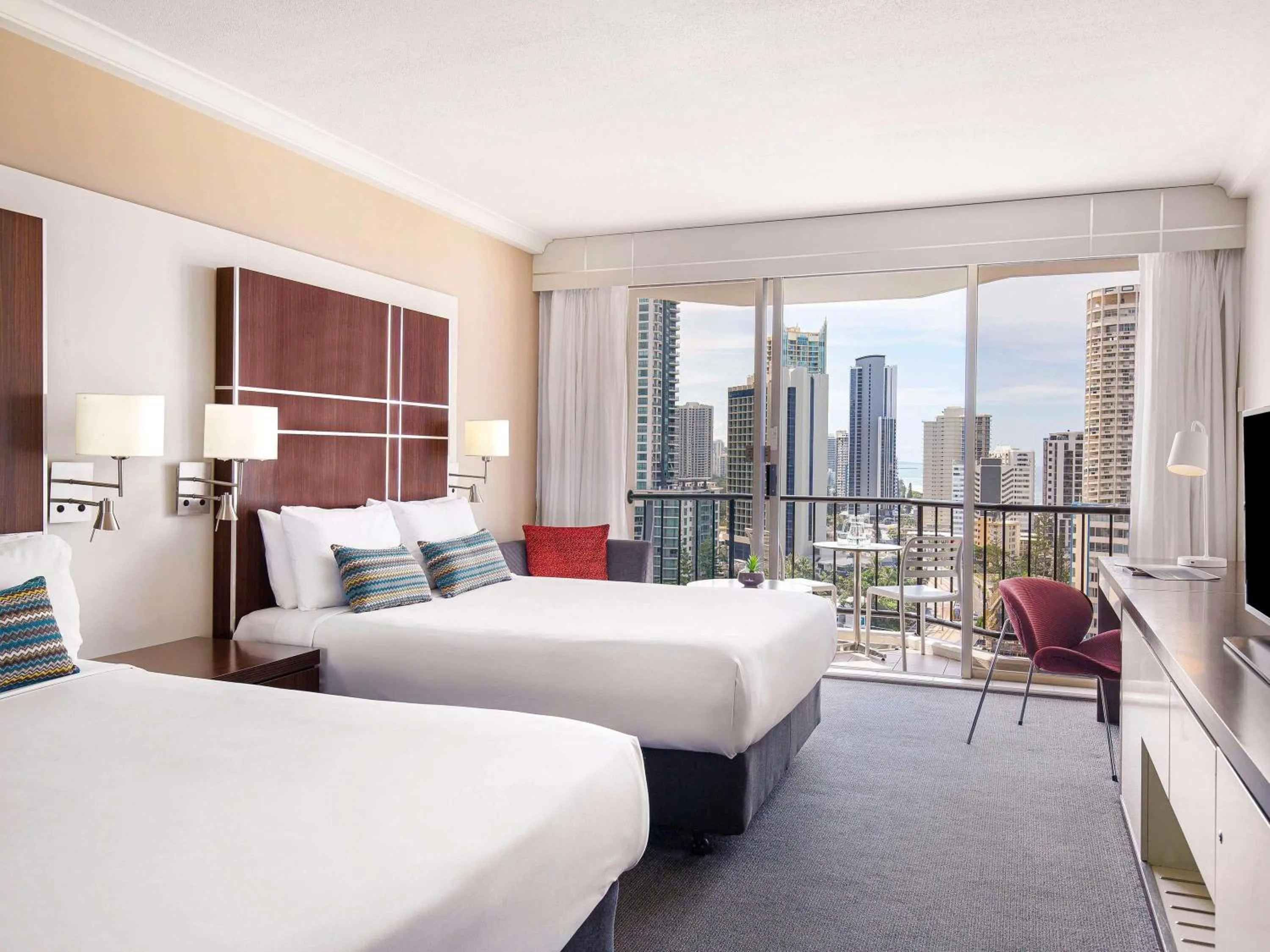 Property building, Bed in Mantra on View