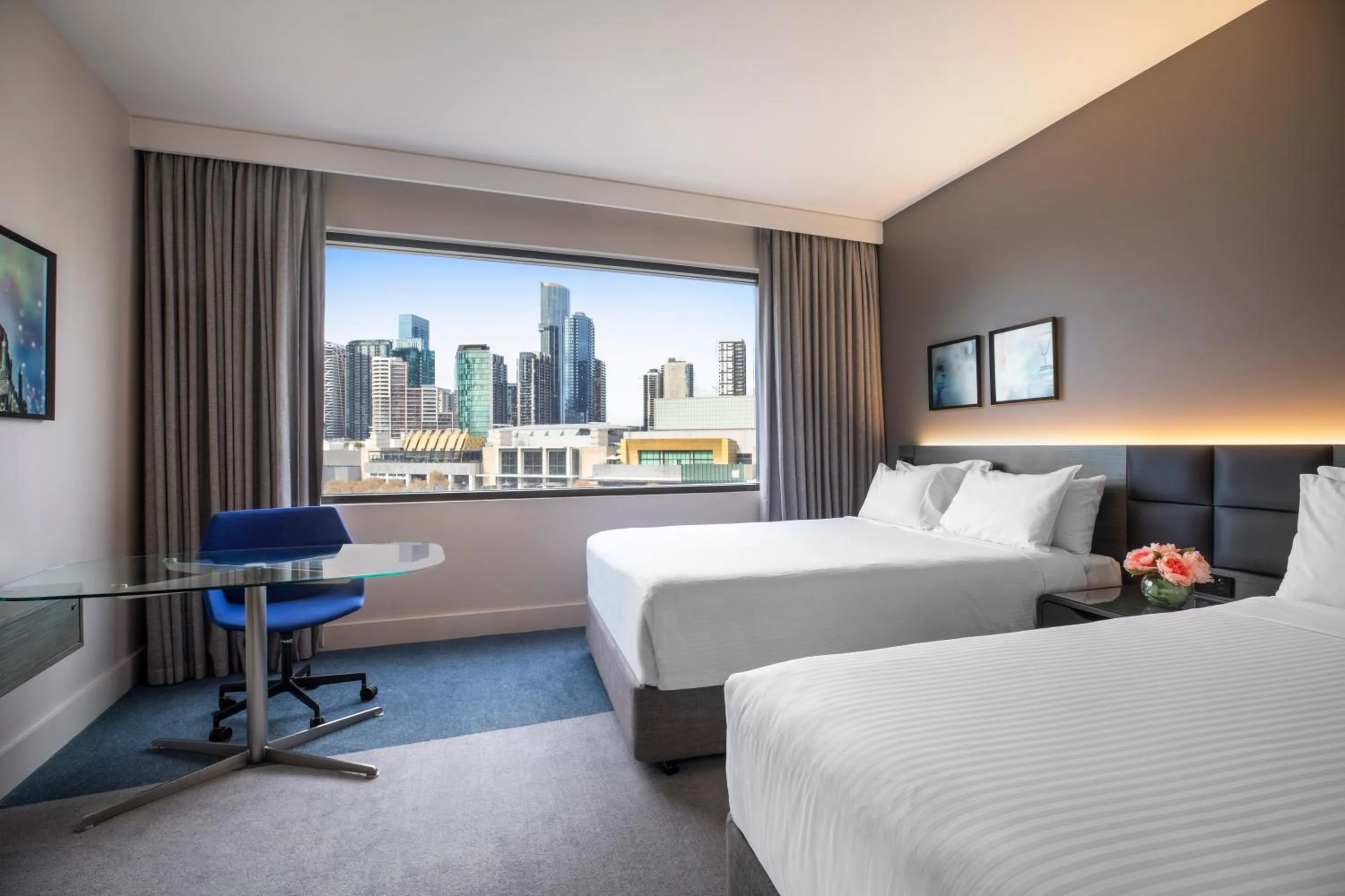 Photo of the whole room, Bed in Crowne Plaza Melbourne by IHG