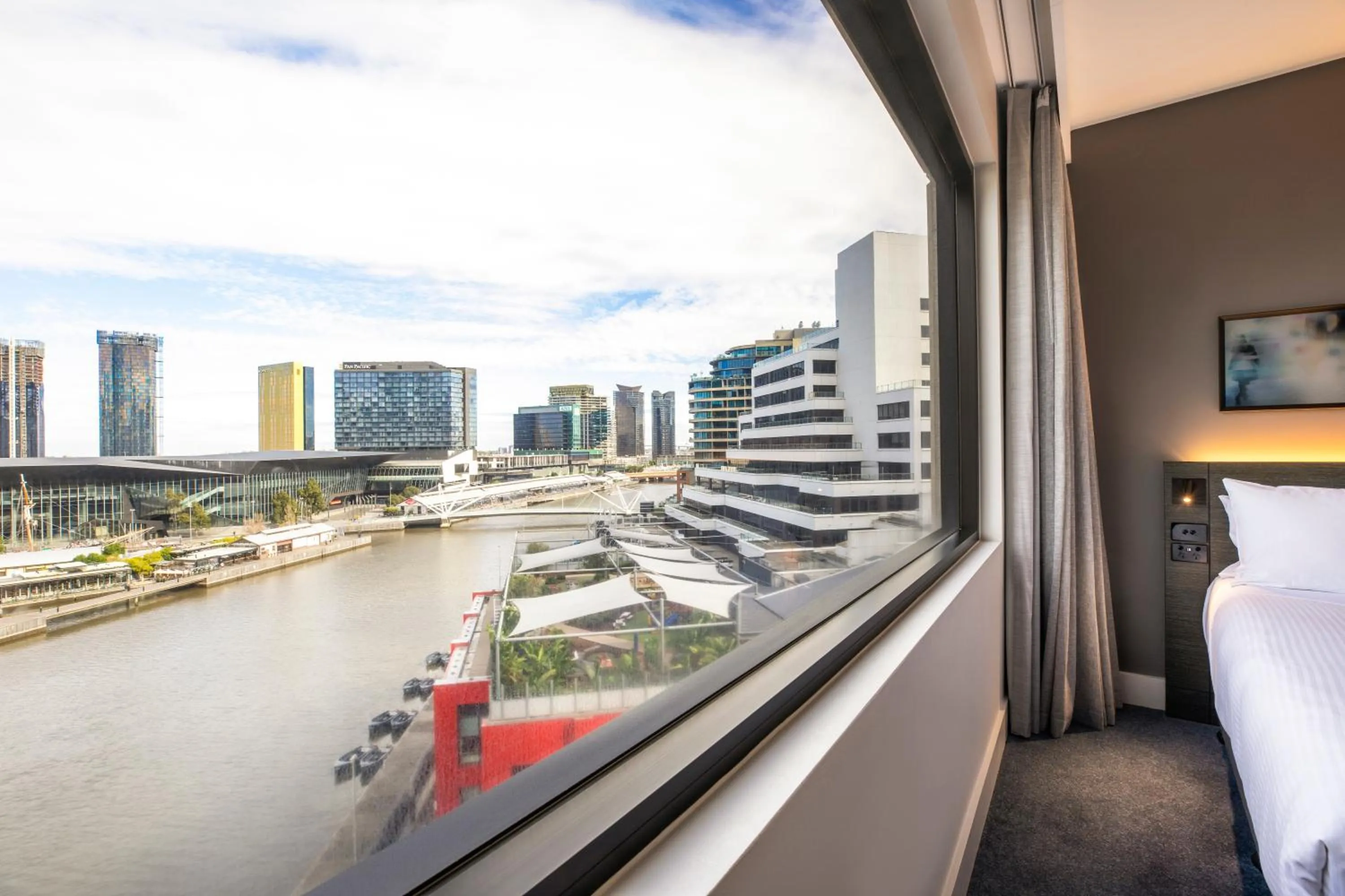 River view in Crowne Plaza Melbourne by IHG