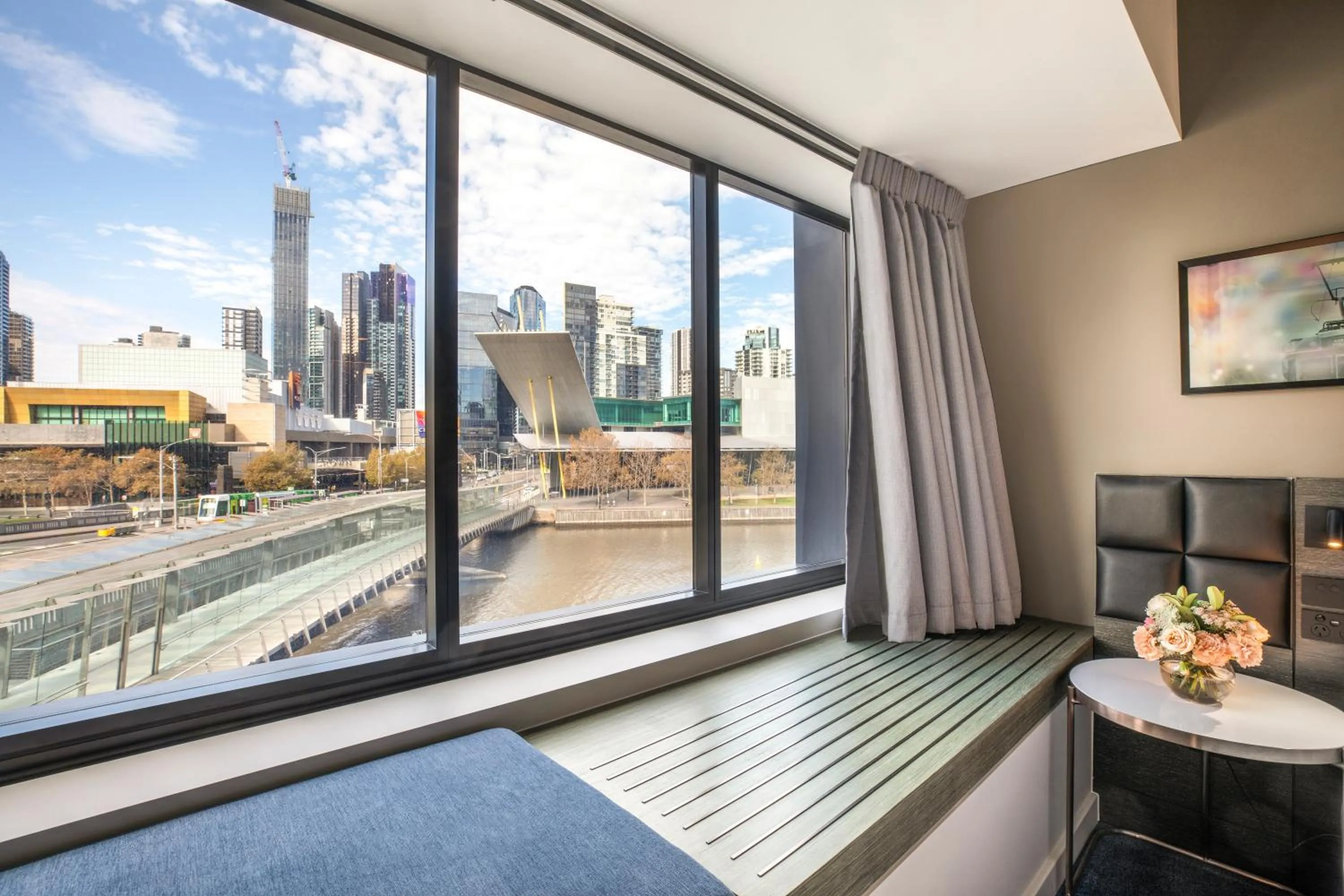 Bed in Crowne Plaza Melbourne by IHG