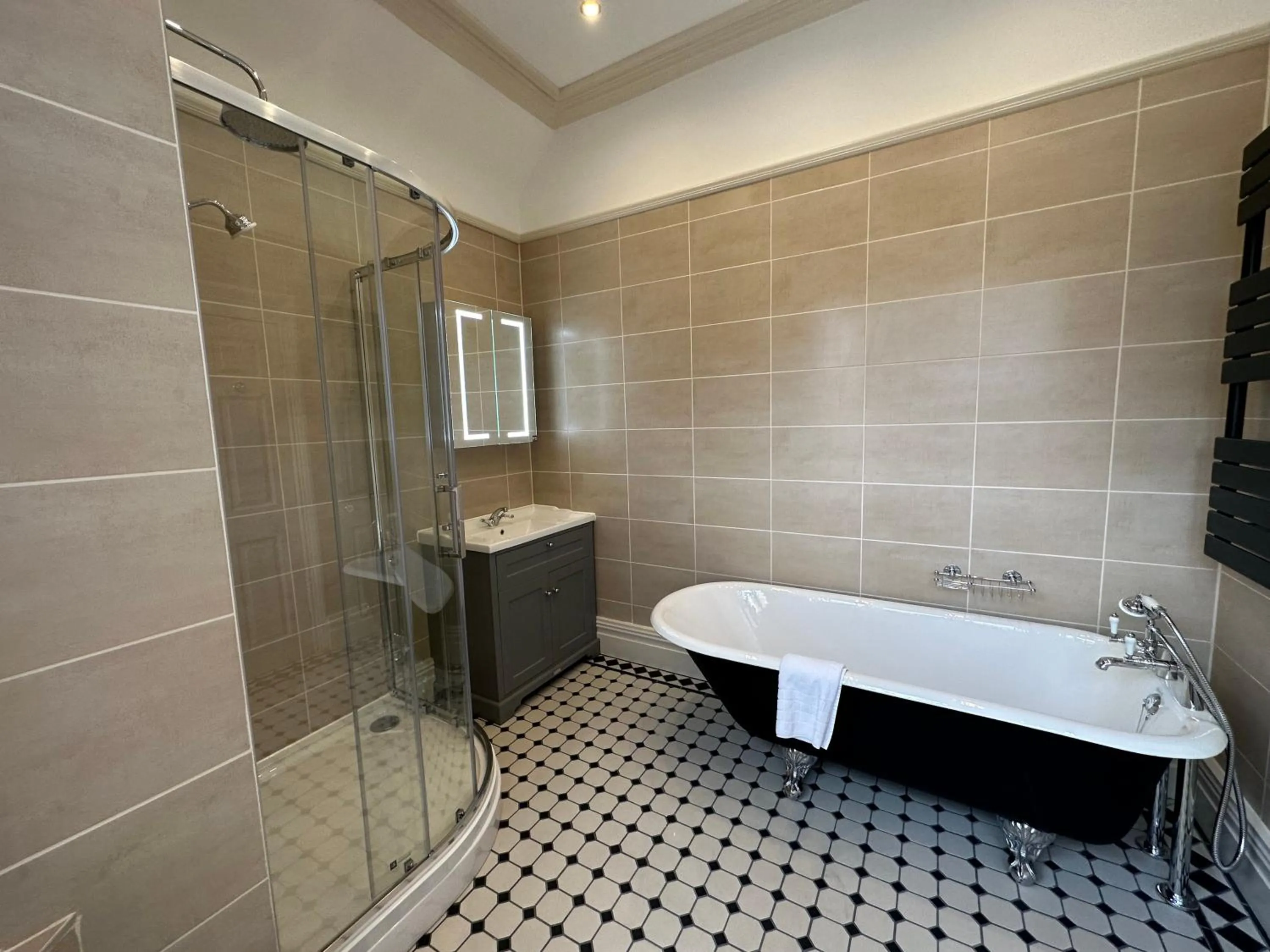 Bath in The Chester Court Hotel