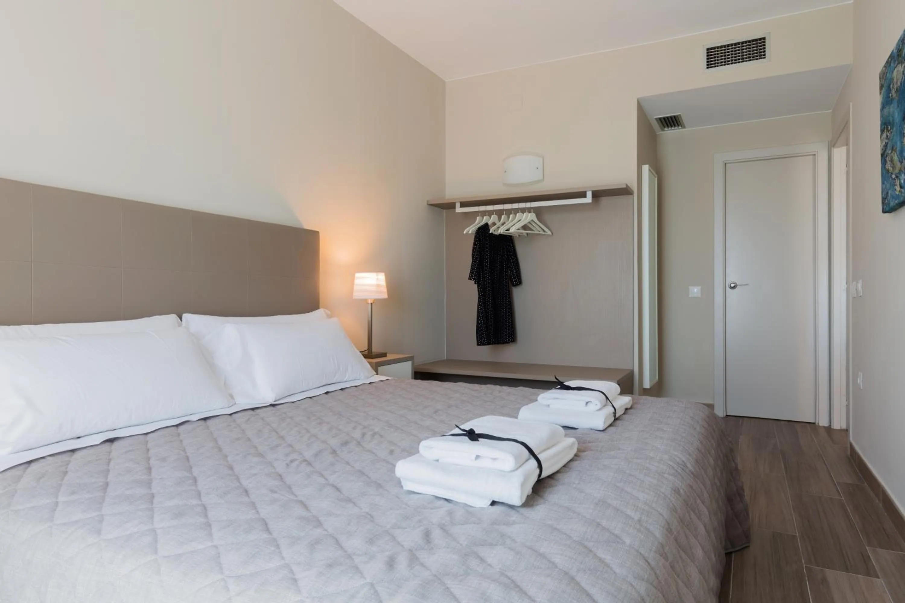 Bed in Flateli 430 BCN