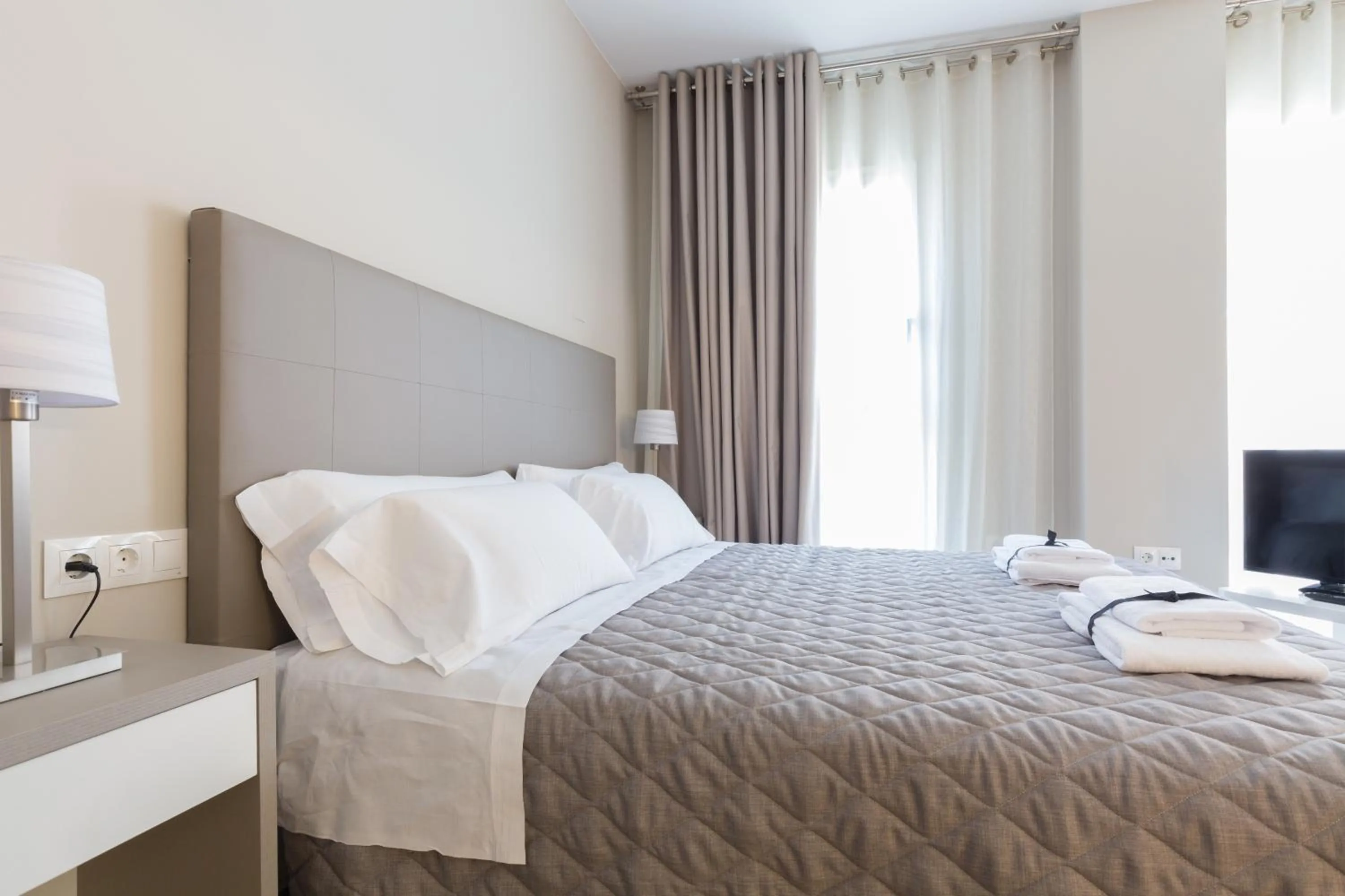 Bed in Flateli 430 BCN