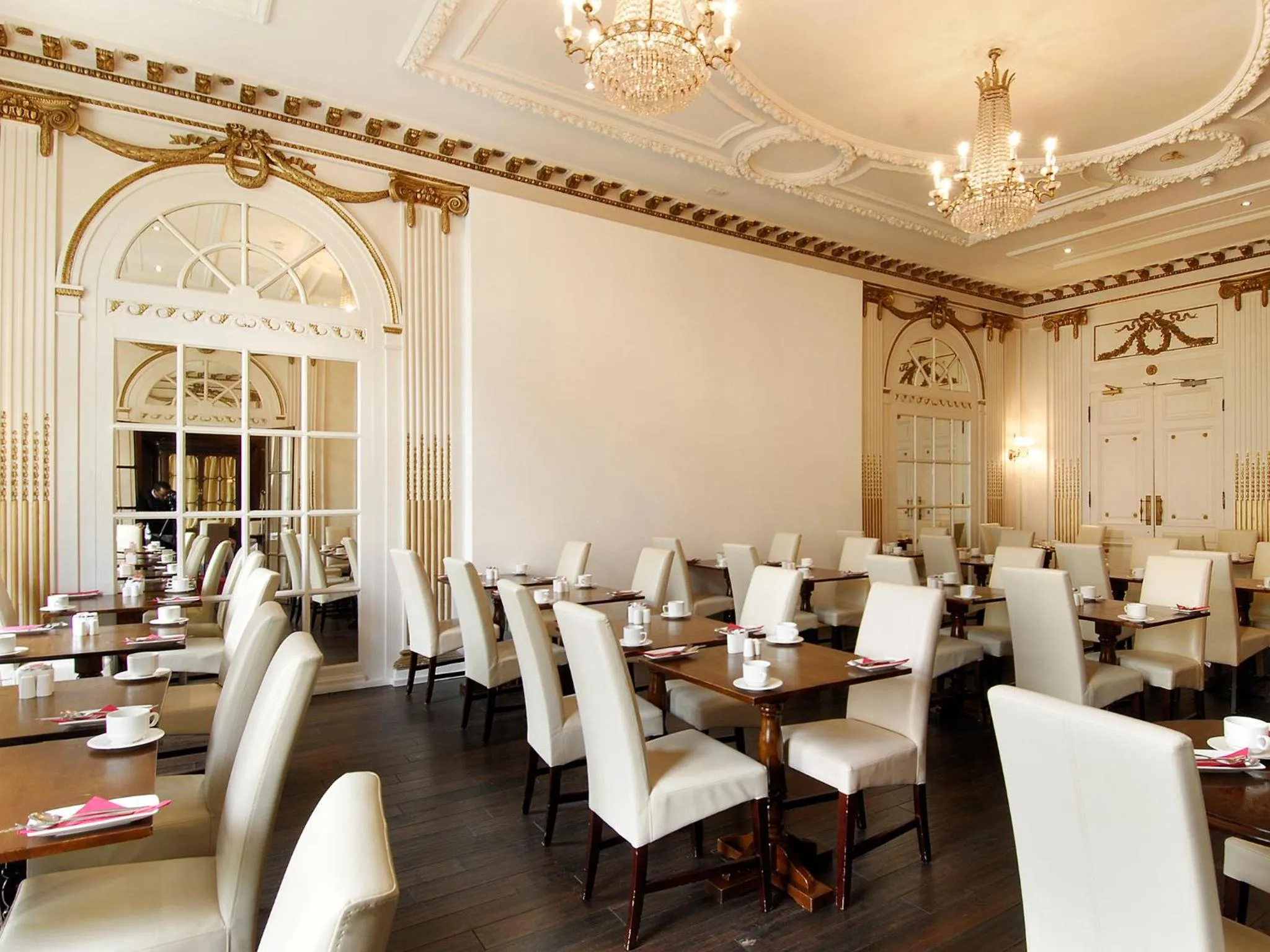 Banquet/Function facilities in Grand Royale Hyde Park