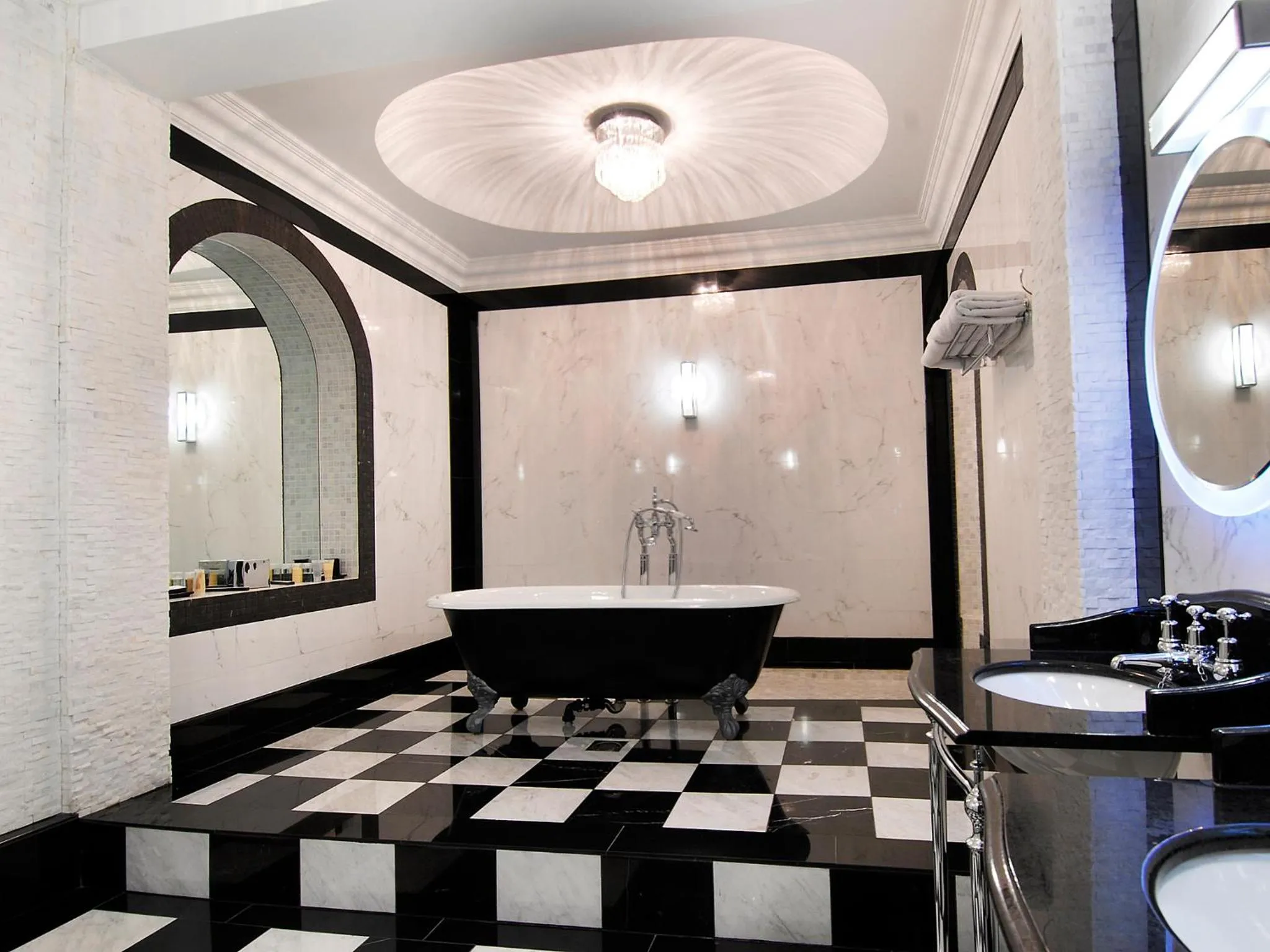 Bathroom in Grand Royale Hyde Park