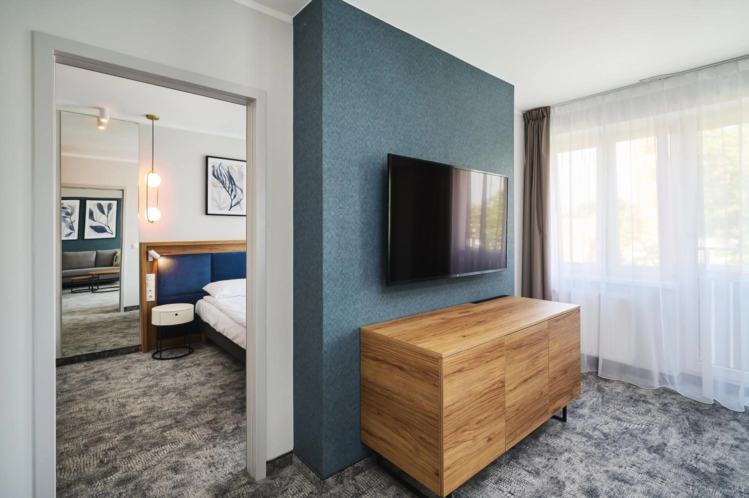 TV and multimedia, Bed in Hotel Halo Toruń