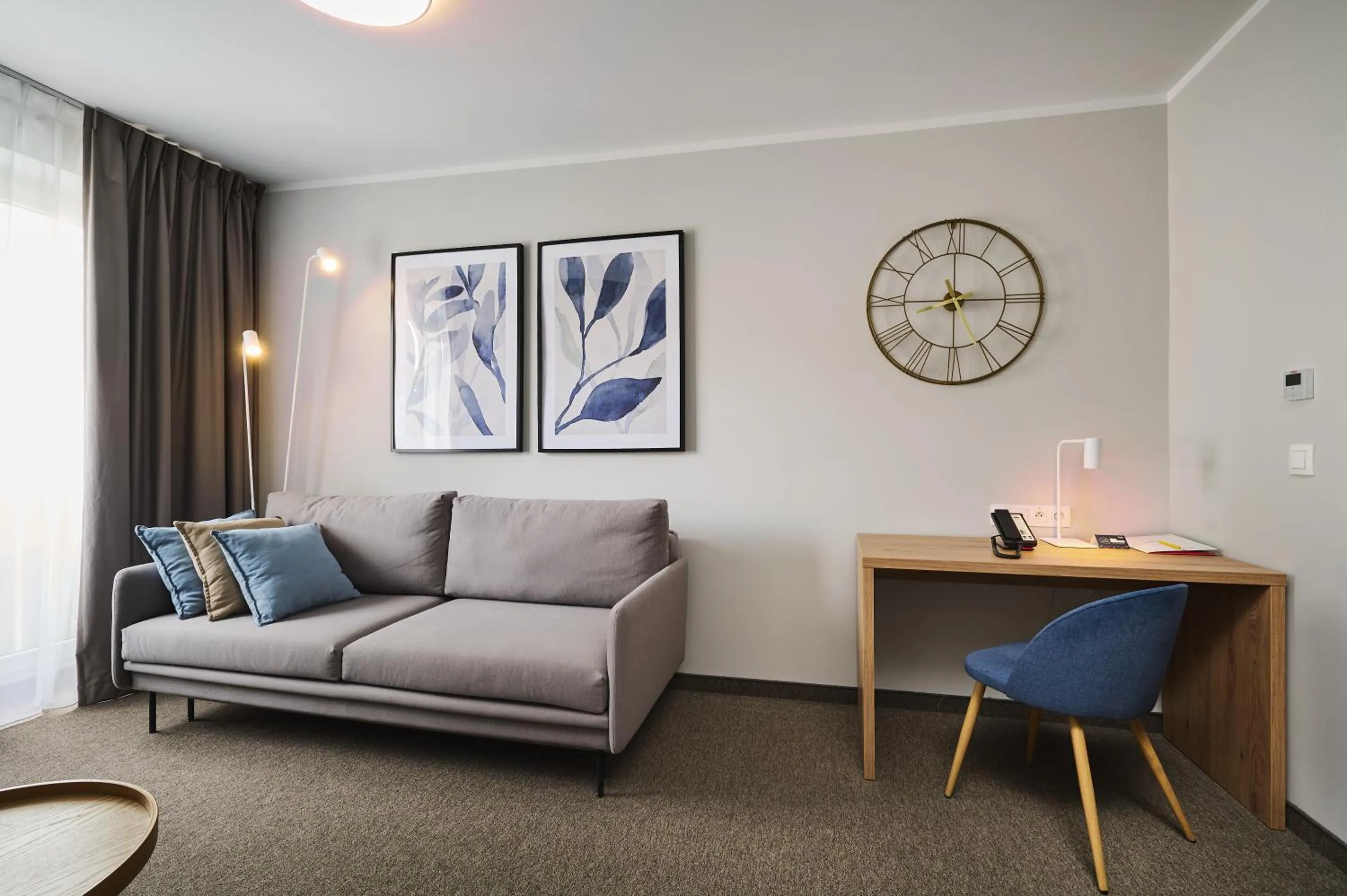 Seating area in Hotel Halo Toruń