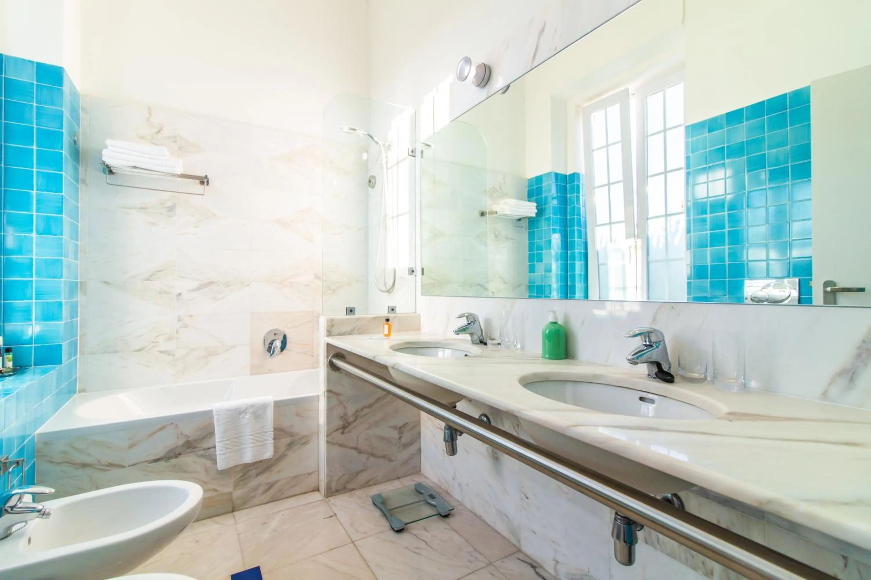 Bathroom in HOTEL LOUSAL Grandola