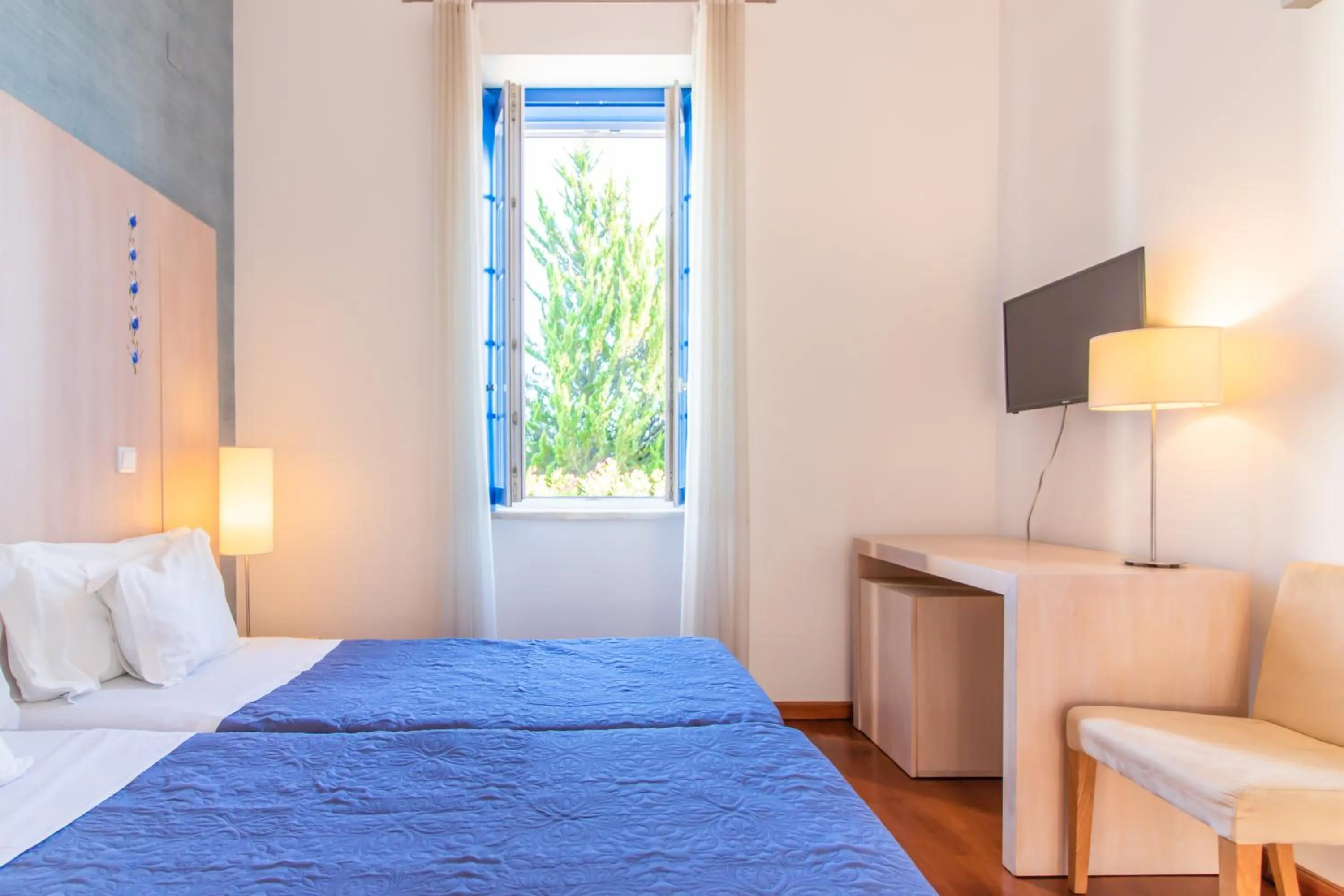 Bedroom, Bed in HOTEL LOUSAL Grandola