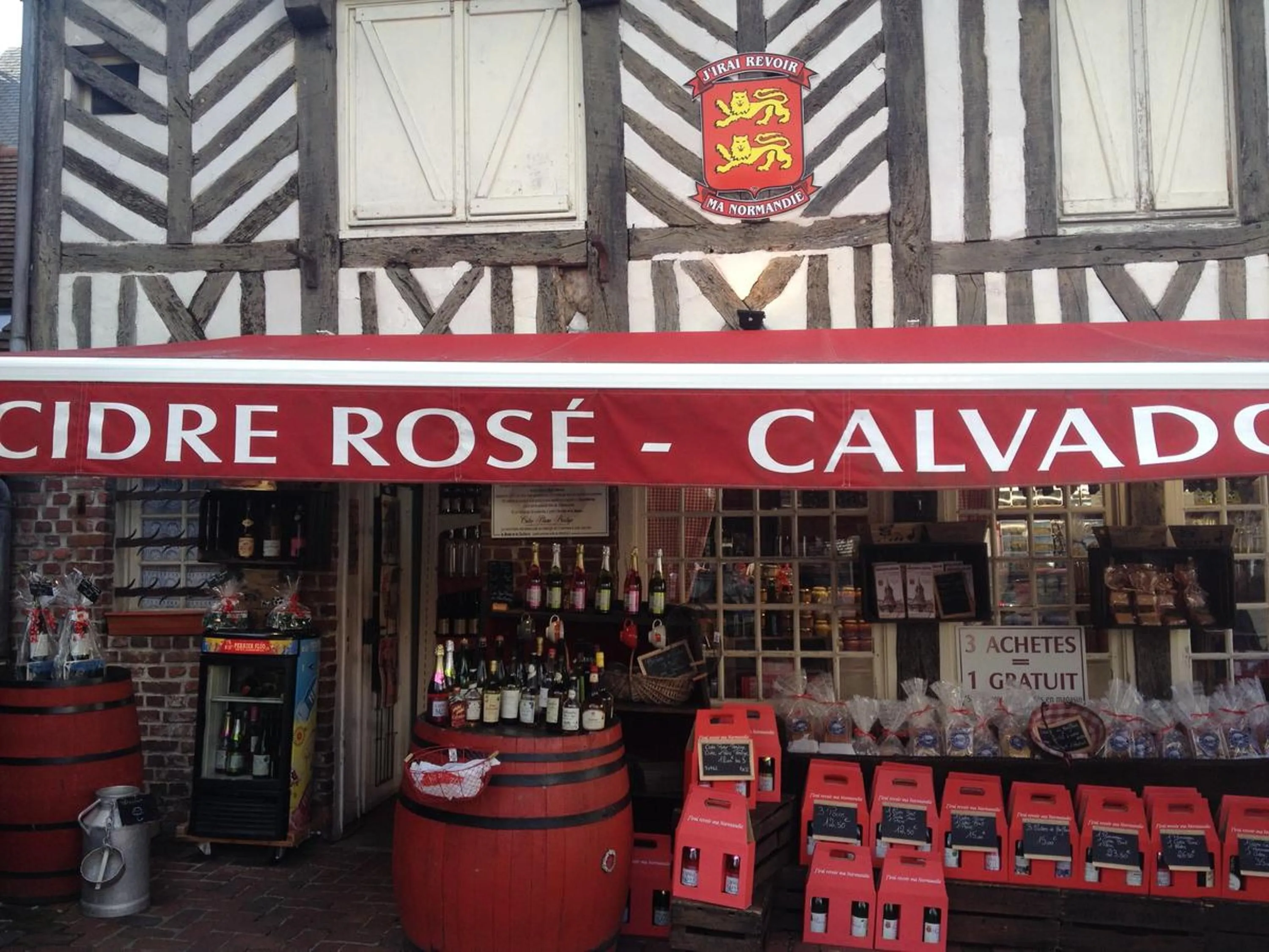 Supermarket/grocery shop in La Maison de Pierre et Valérie Ste Catherine Honfleur