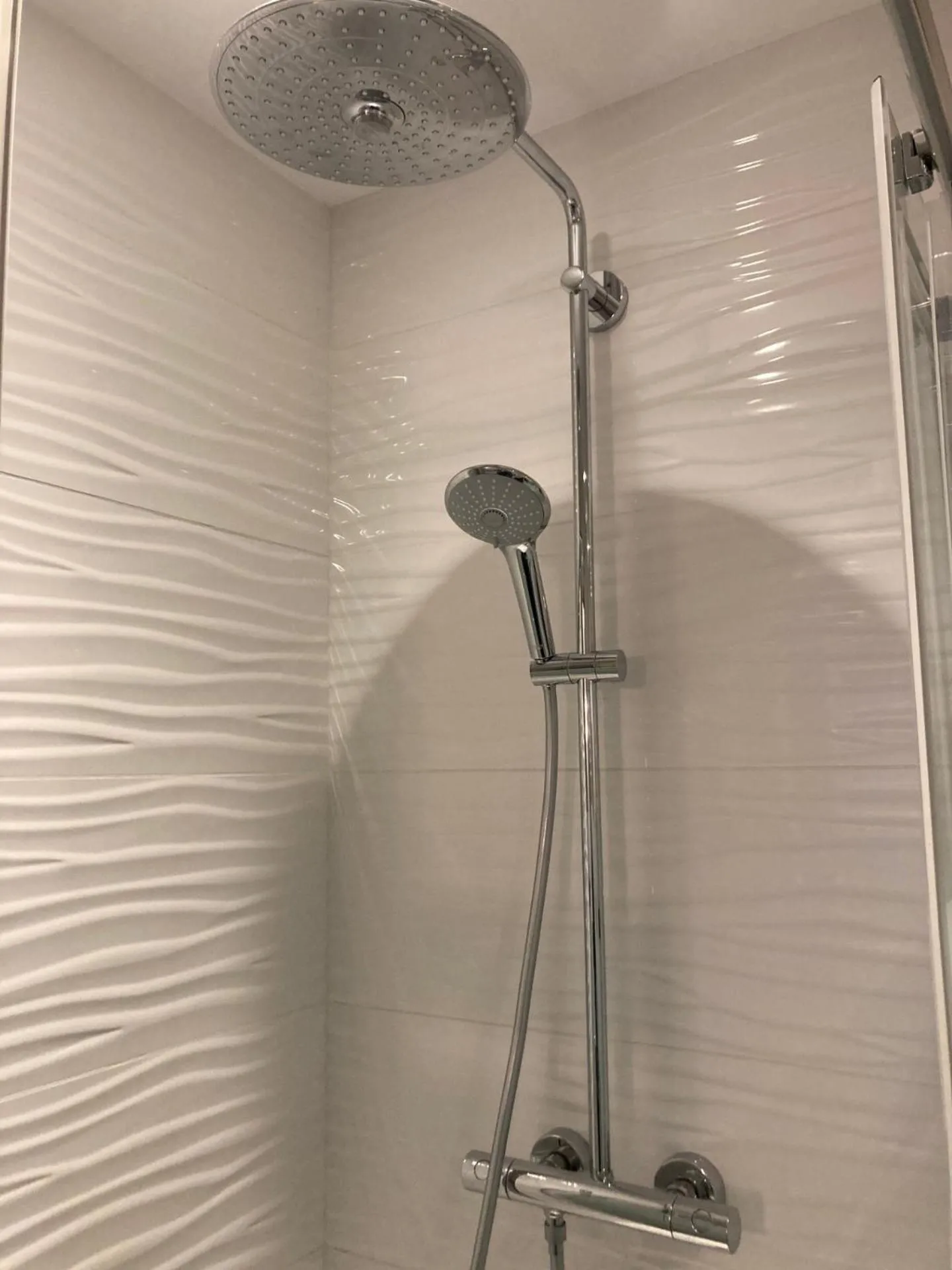 Shower in La marine D'opale