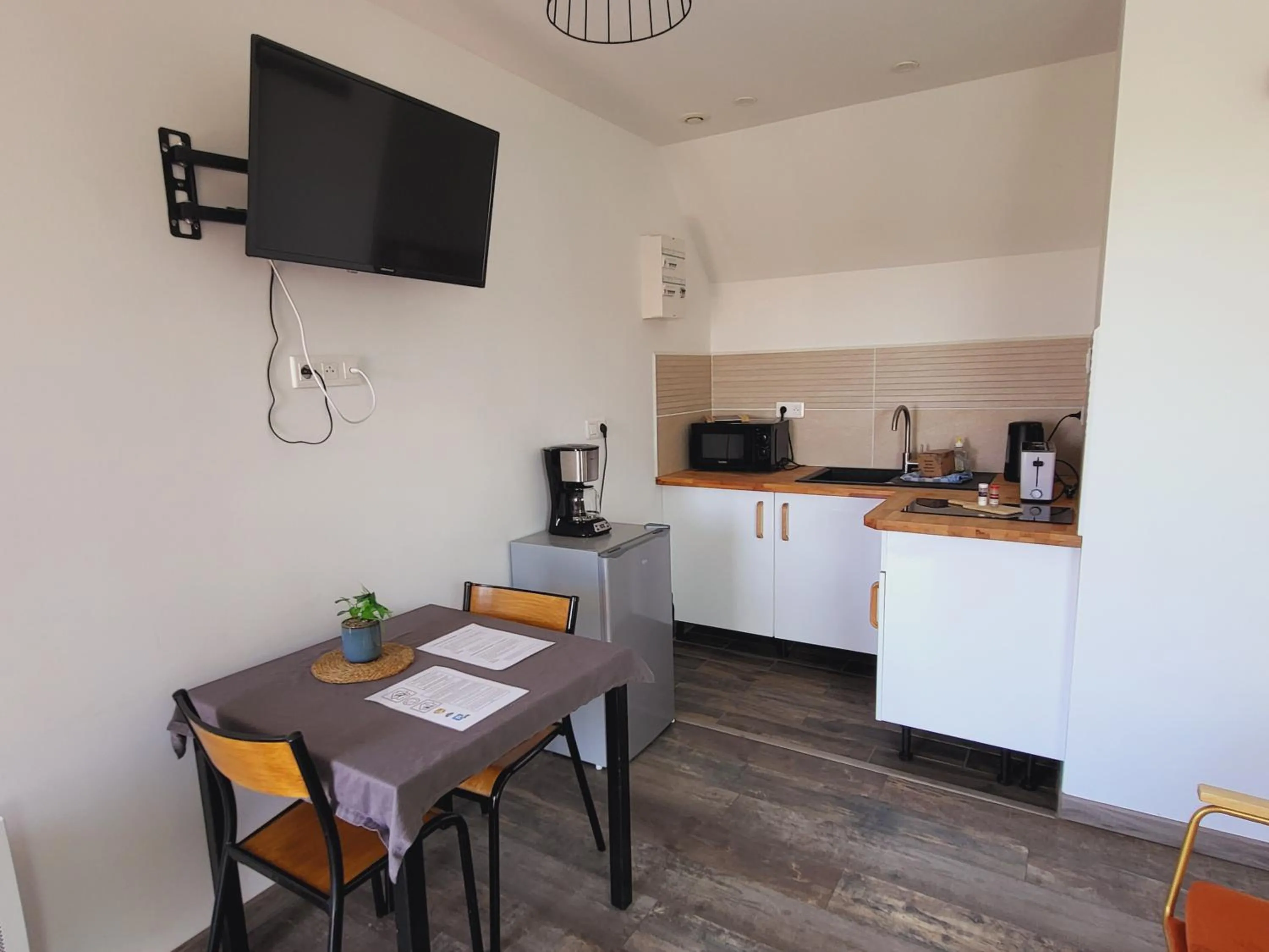 Dining area in La marine D'opale